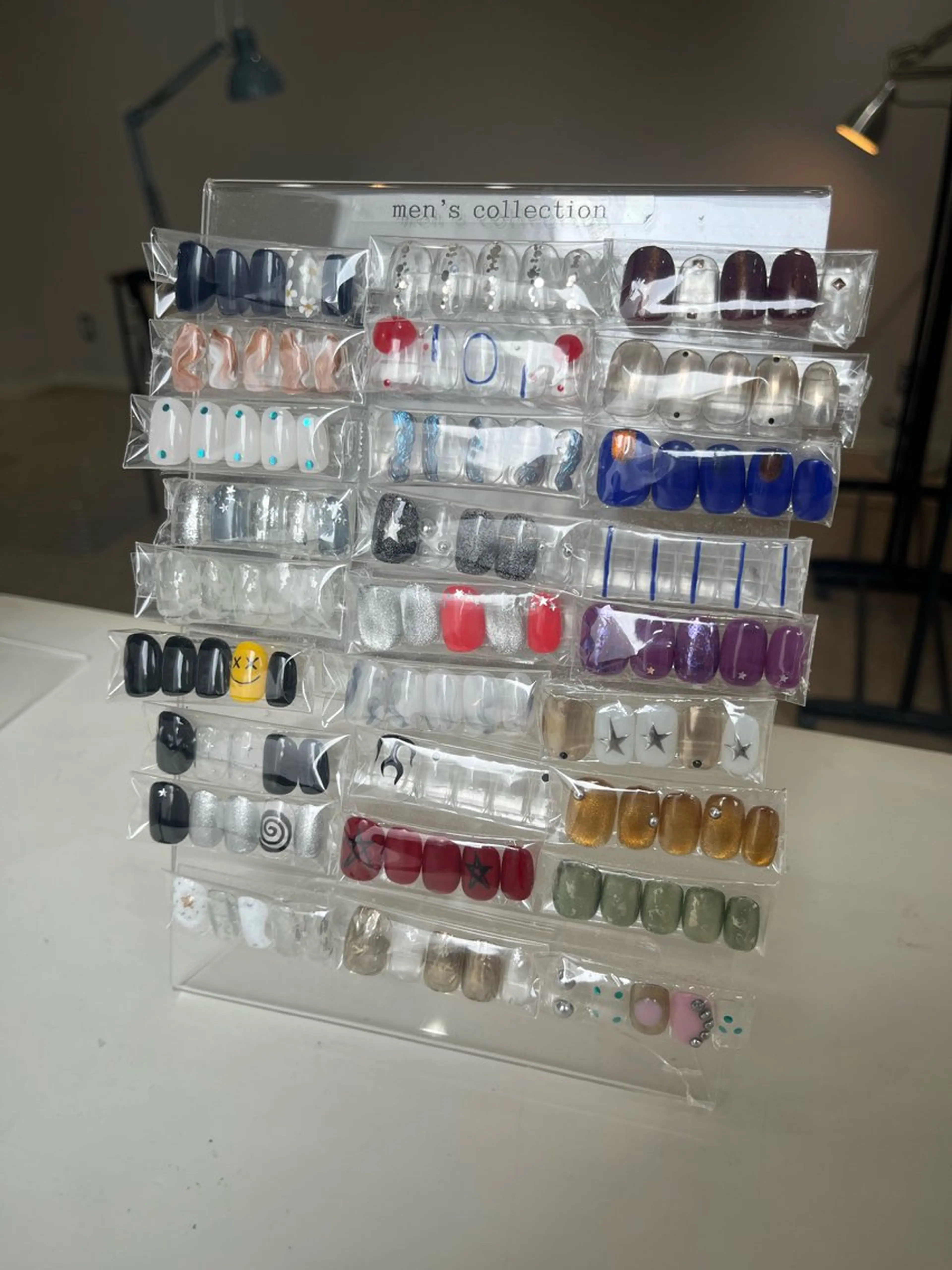 ネイル ハンドネイル NISHIKAWA .Hのネイルデザイン