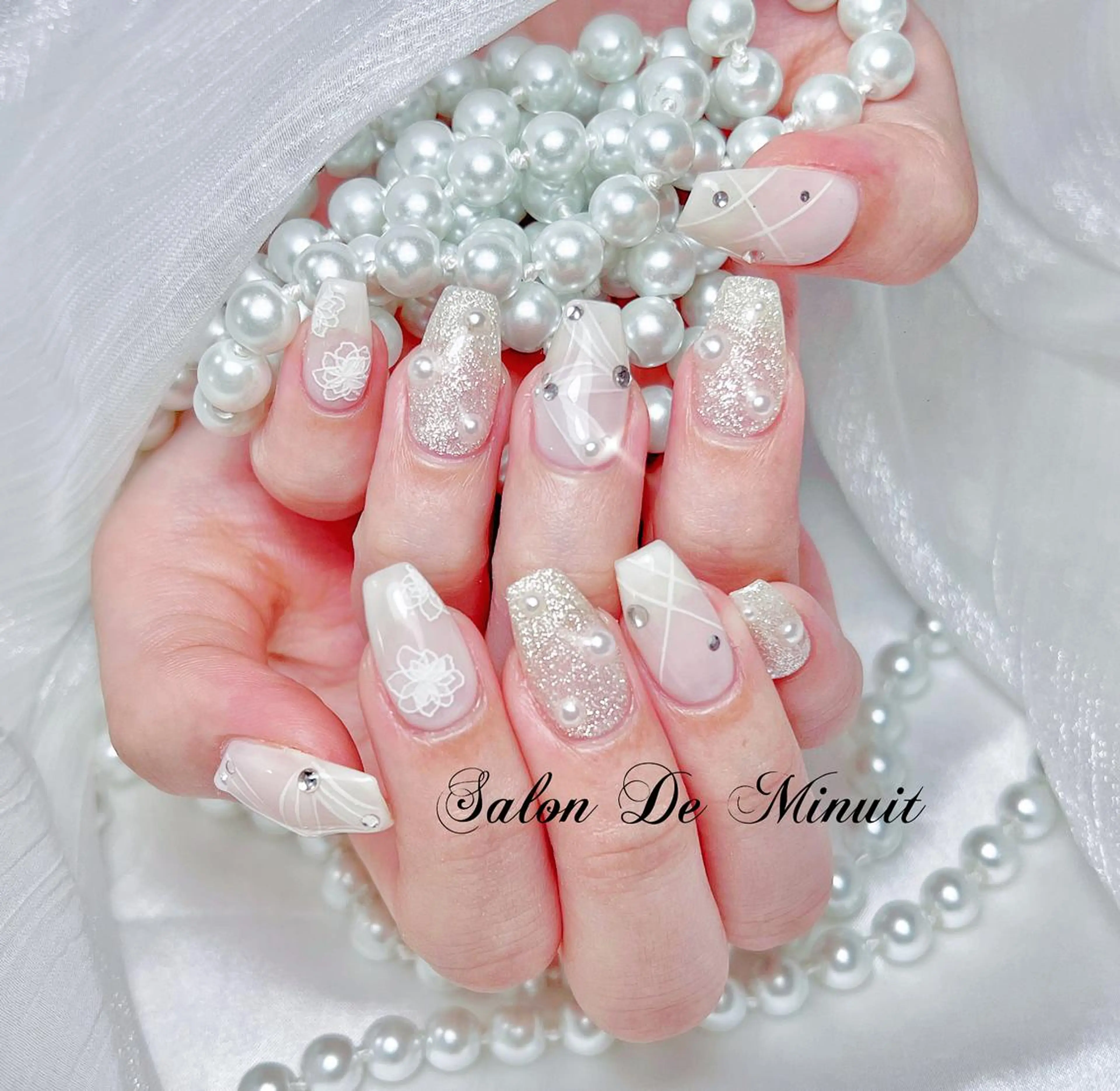 ネイル ハンドネイル ハンドケア Momo 🤍のネイルデザイン