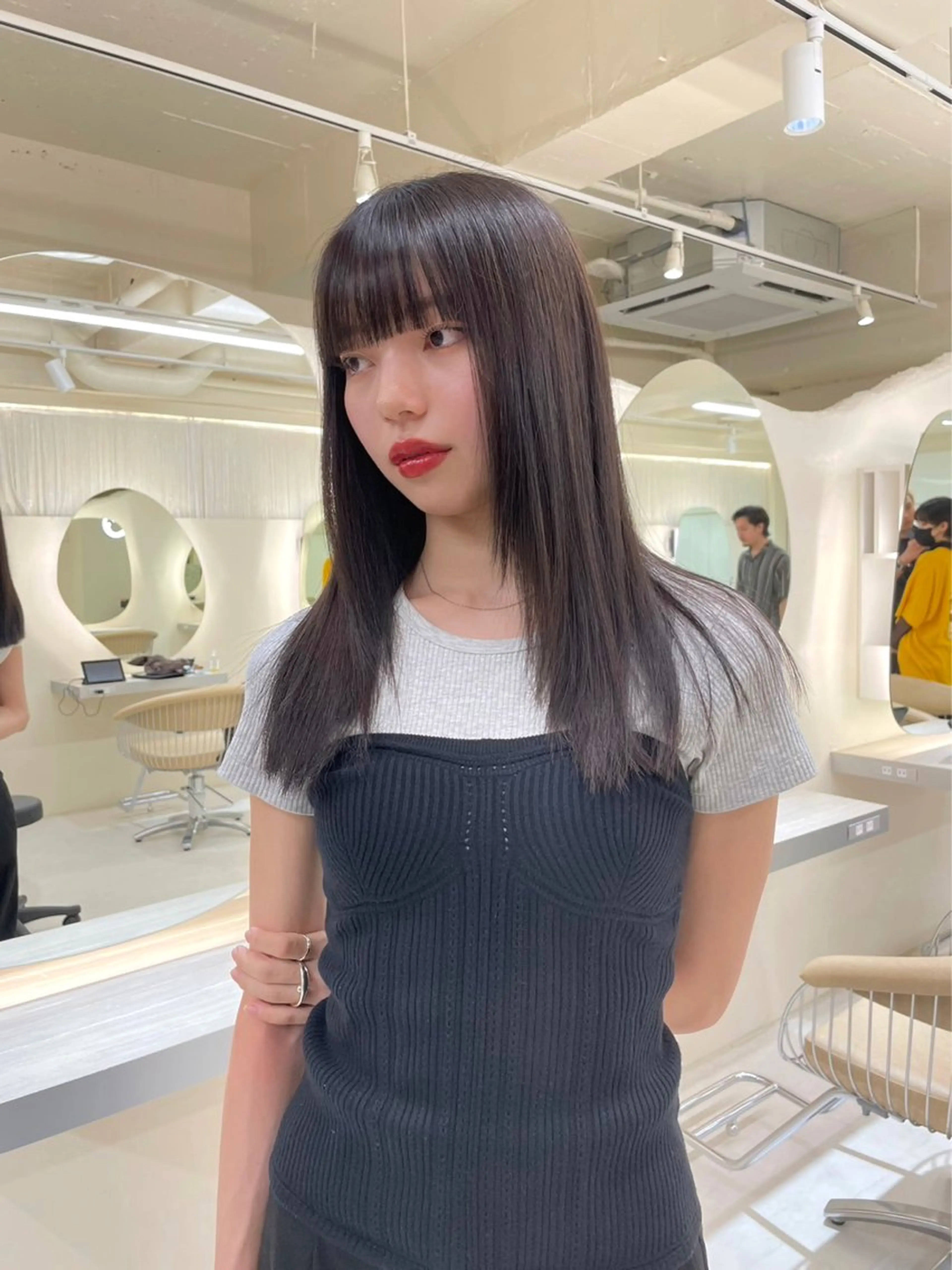 ロング カラー カット センターパート/ 暖色カラーayuのヘアスタイル