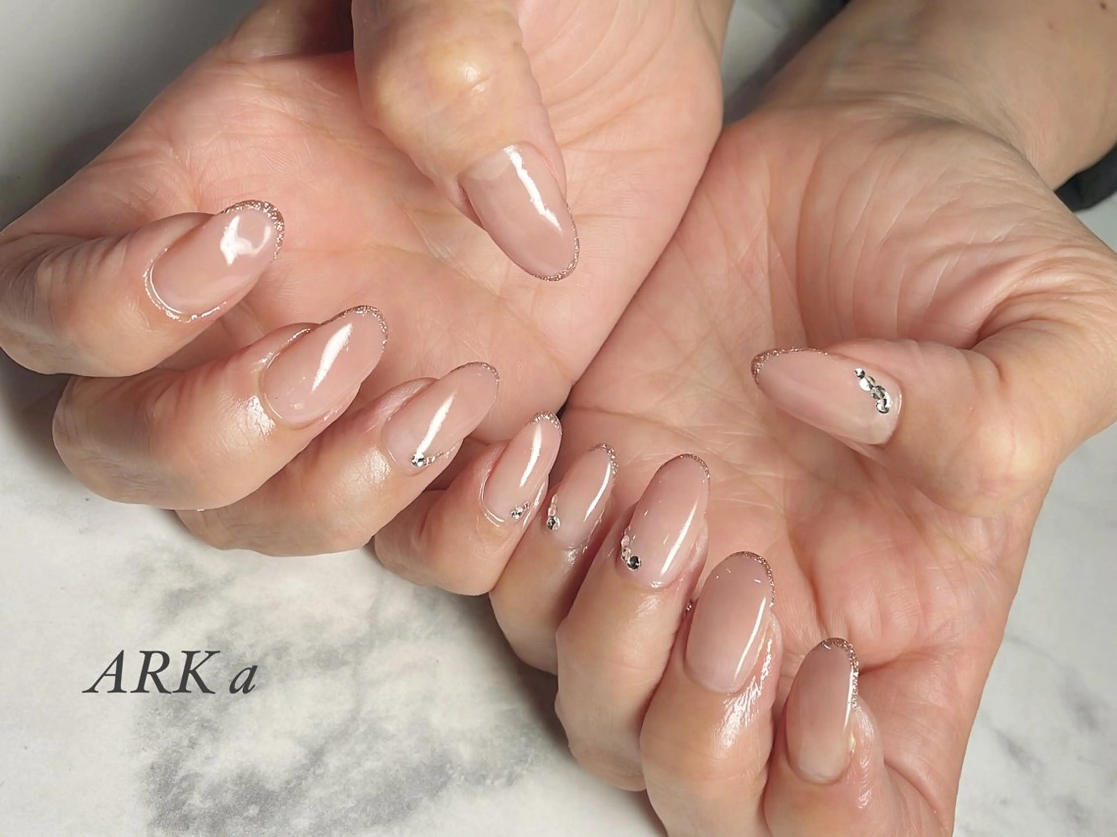 ネイル グラデーション ハンドネイル ARKα Nishiのネイルデザイン