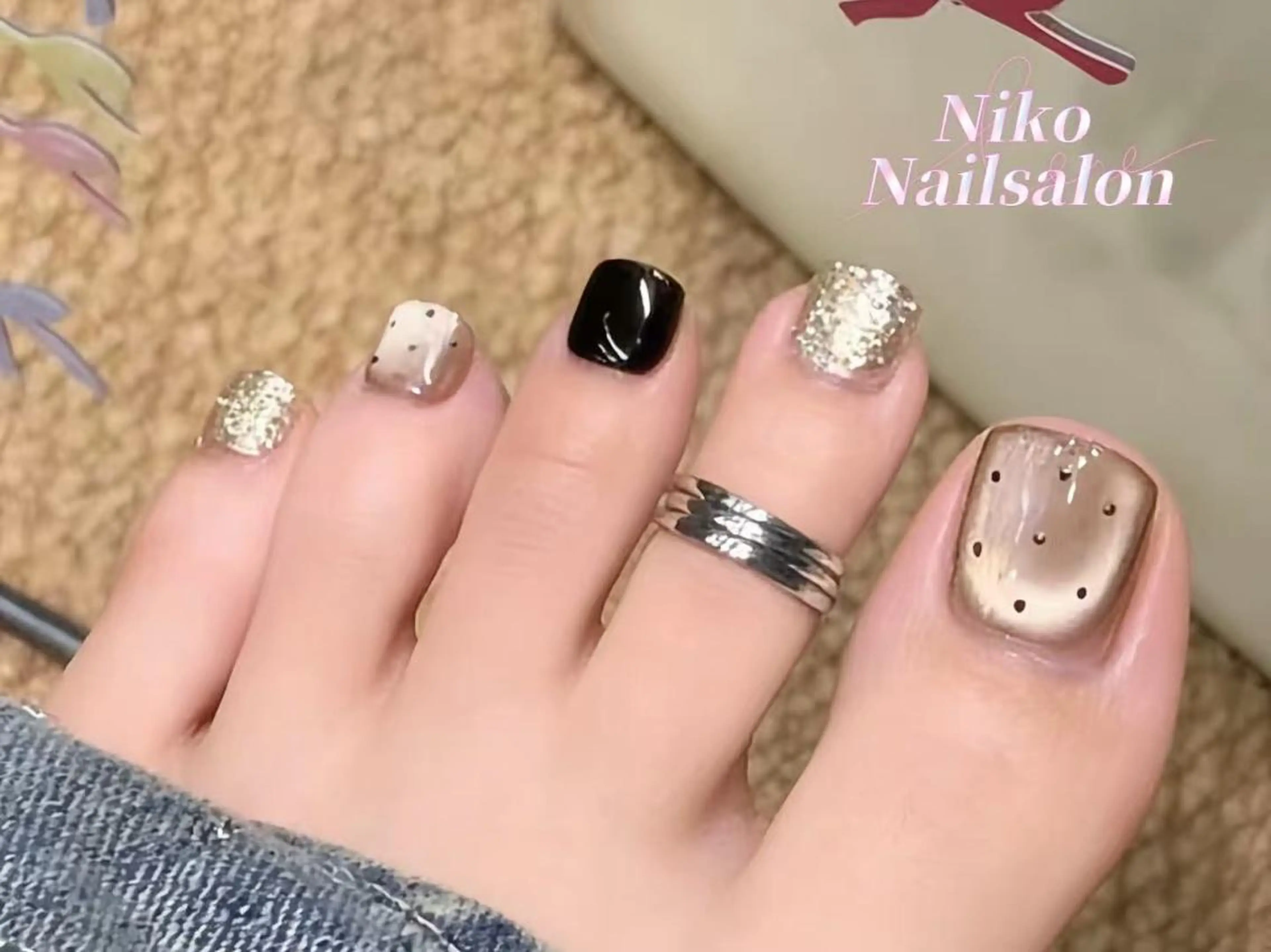 ネイル 長さ出し フットネイル フレンチネイル ジェルネイル ガラスフレンチ Nikoネイルサロン 本八幡店のネイルデザイン