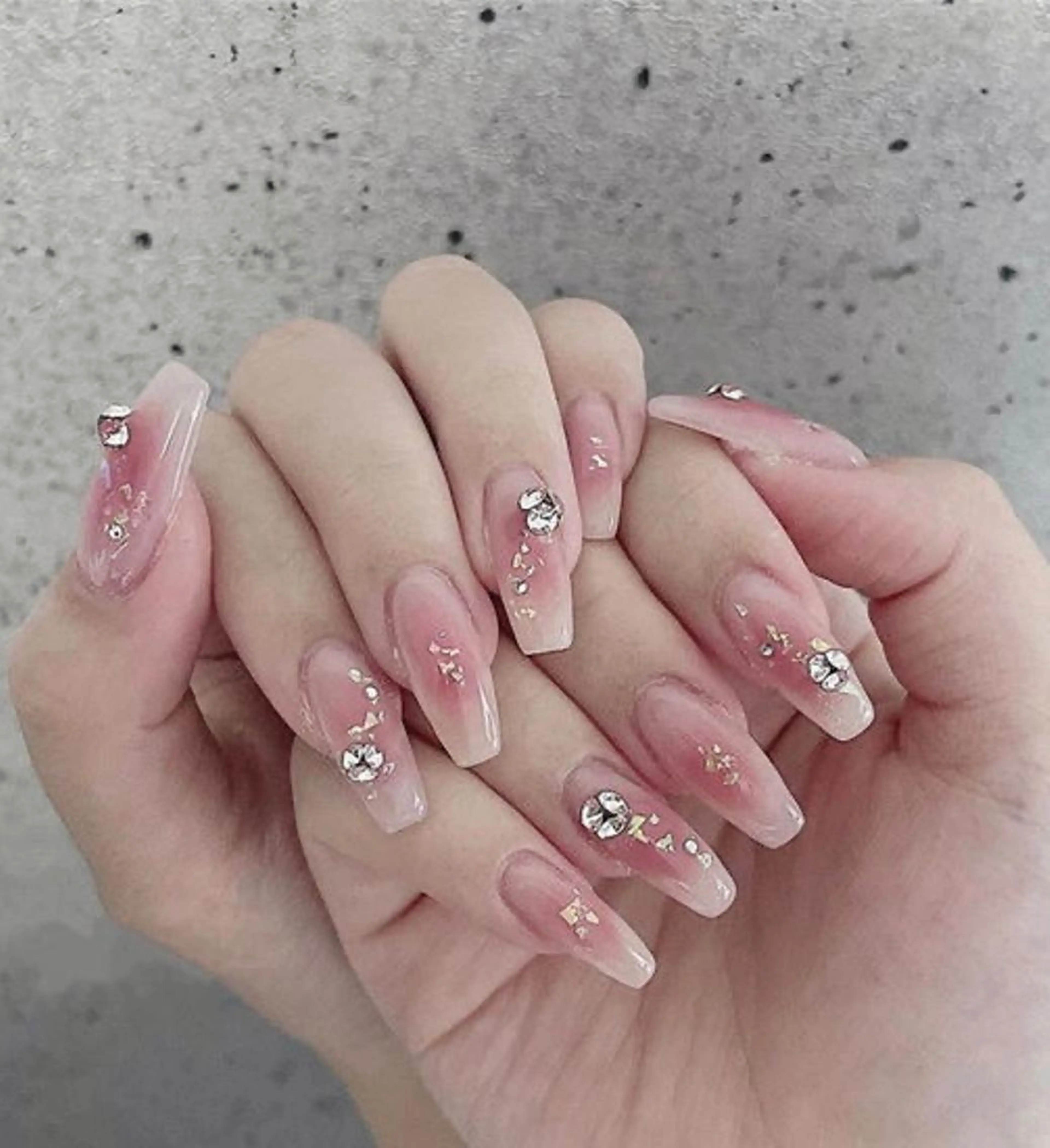 ネイル ラッキーネイルサロン 西川口東口店のネイルデザイン