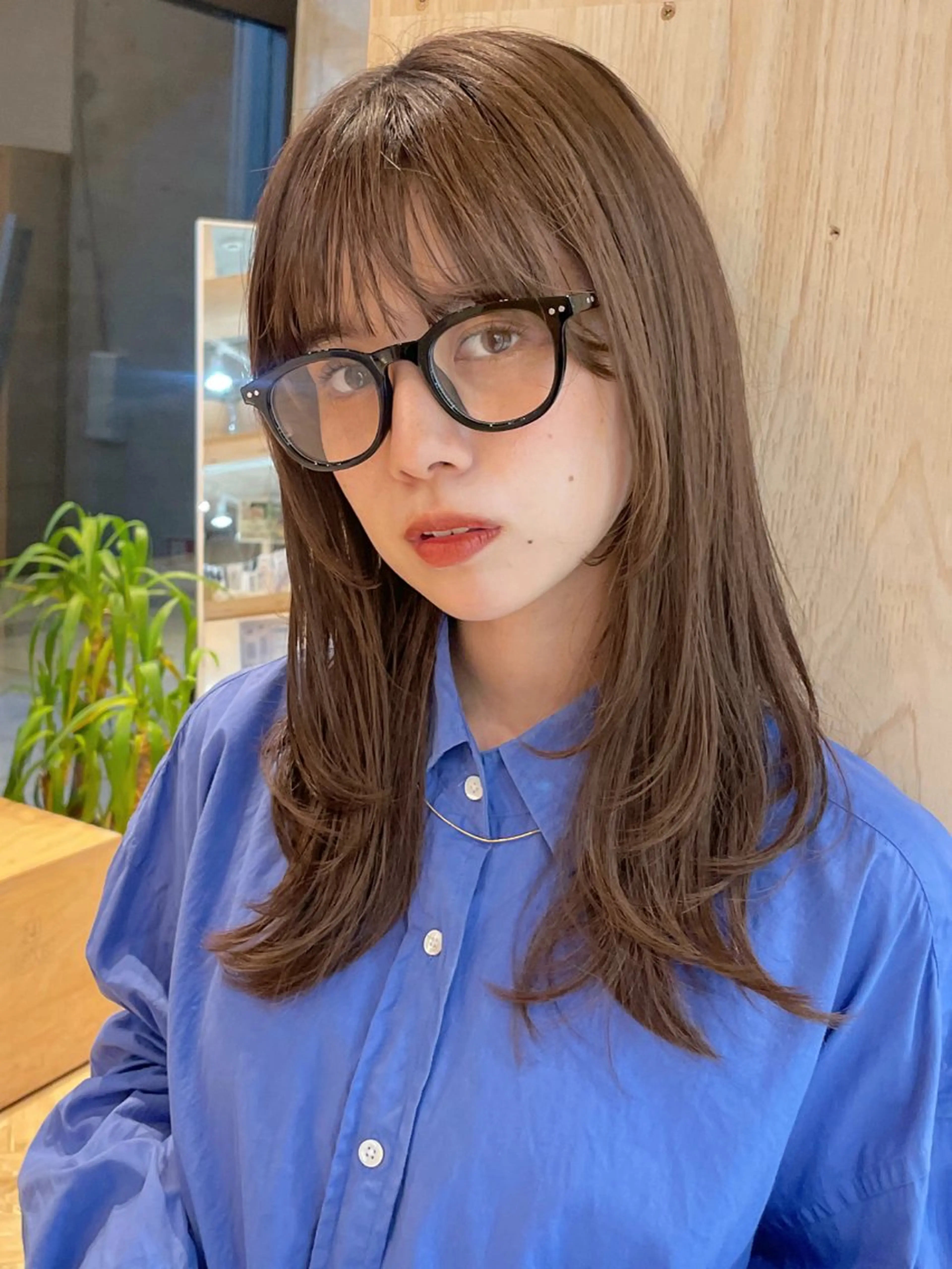 ミディアム カット ヘアカラー トリートメント 似合わせ/ベージュ /レイヤー/りほ🤍のヘアスタイル