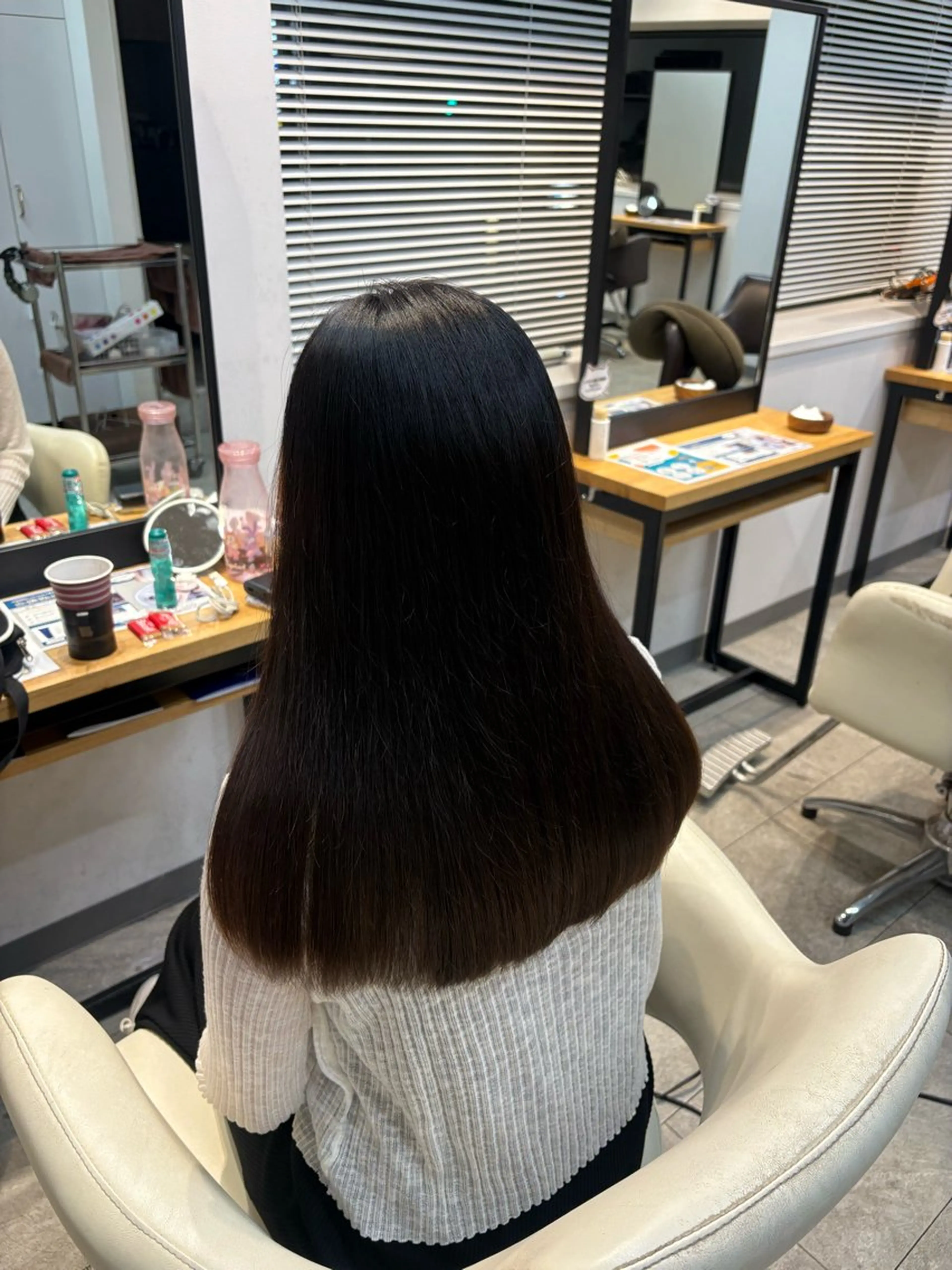 ロング ロング 縮毛矯正 六本木🫧マツエク 望月彩音のヘアスタイル