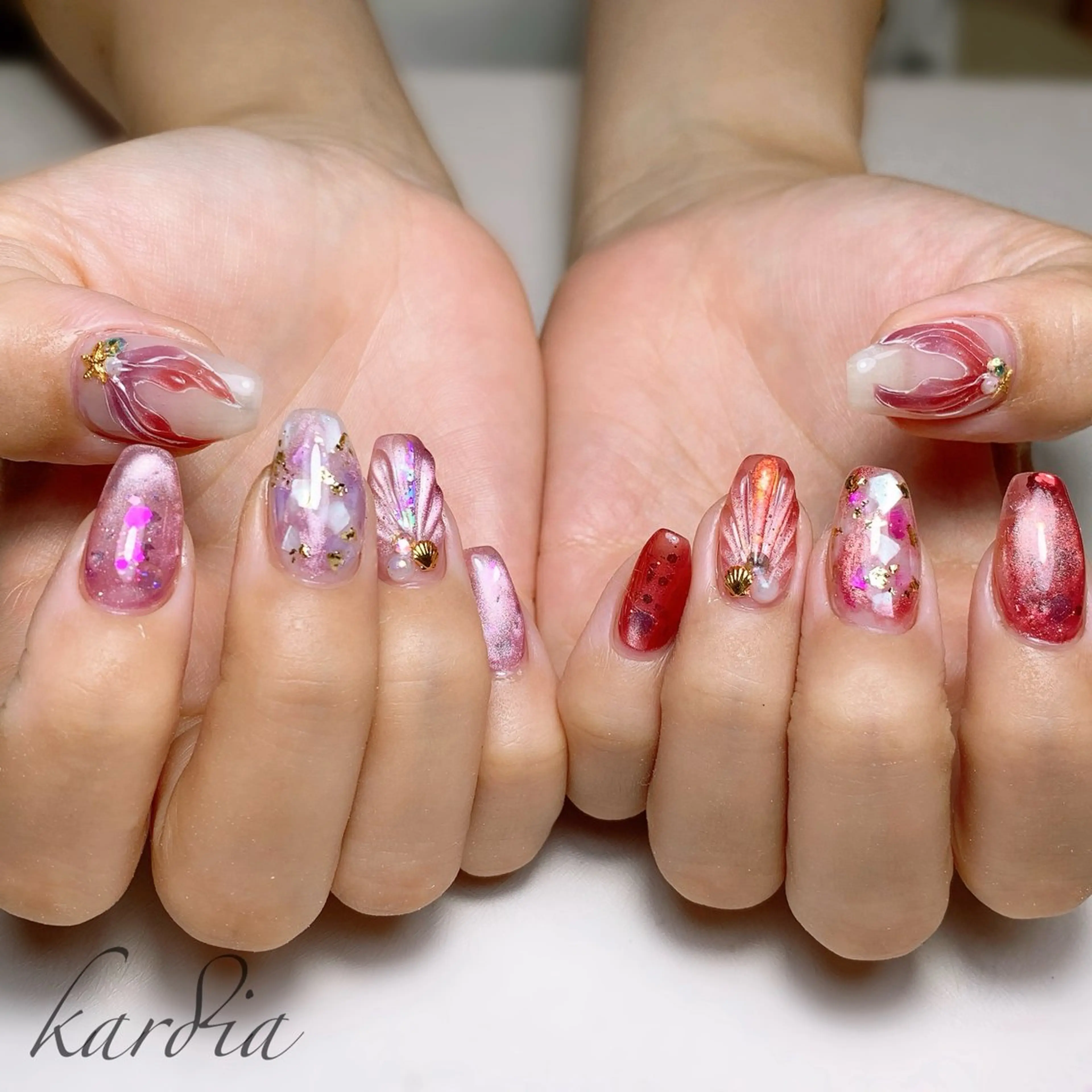 ネイル καρδιά -ｶﾙﾃﾞｨｱ-のネイルデザイン