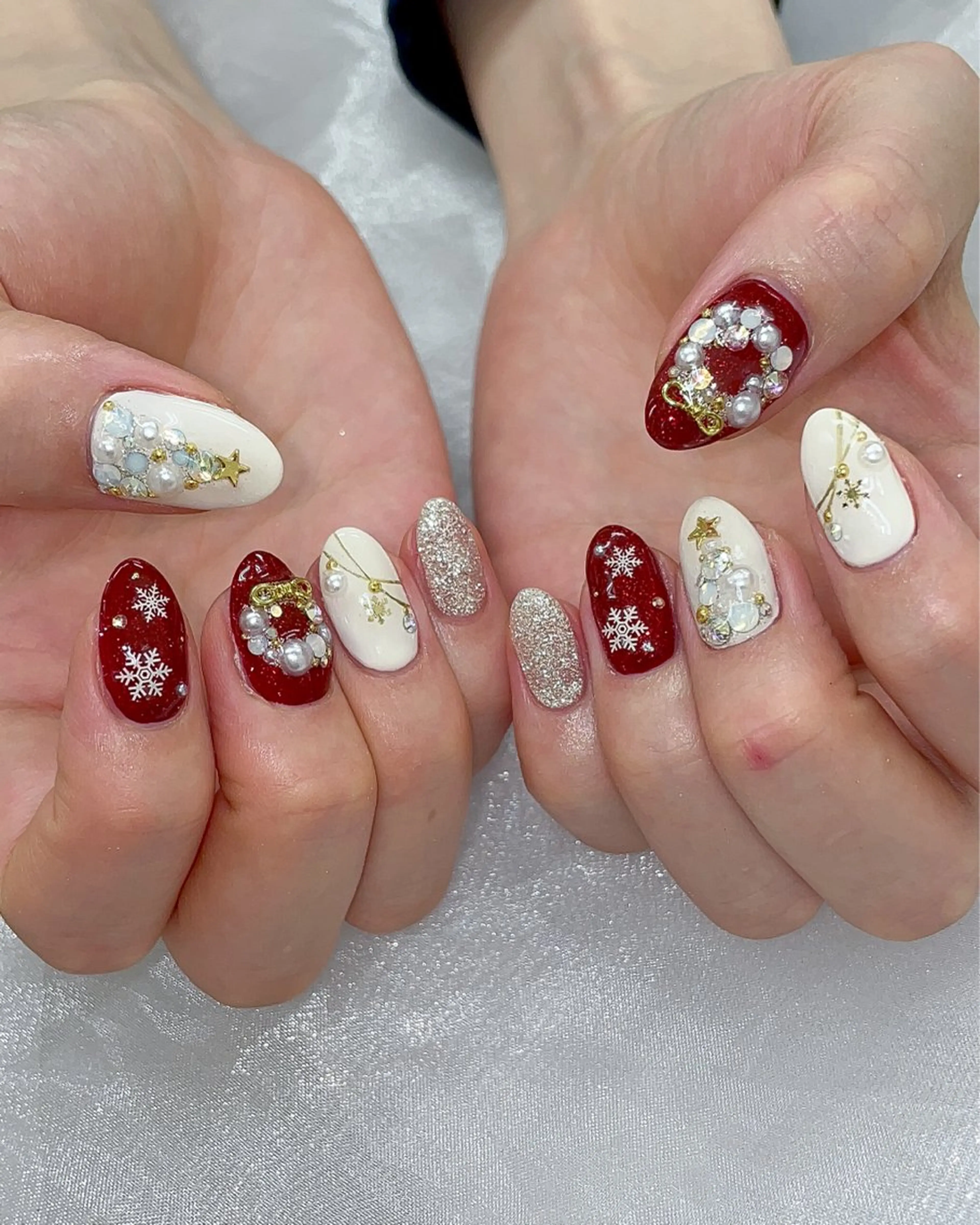 ネイル 冬ネイル クリスマス ハンドネイル 五十嵐 美智のネイルデザイン