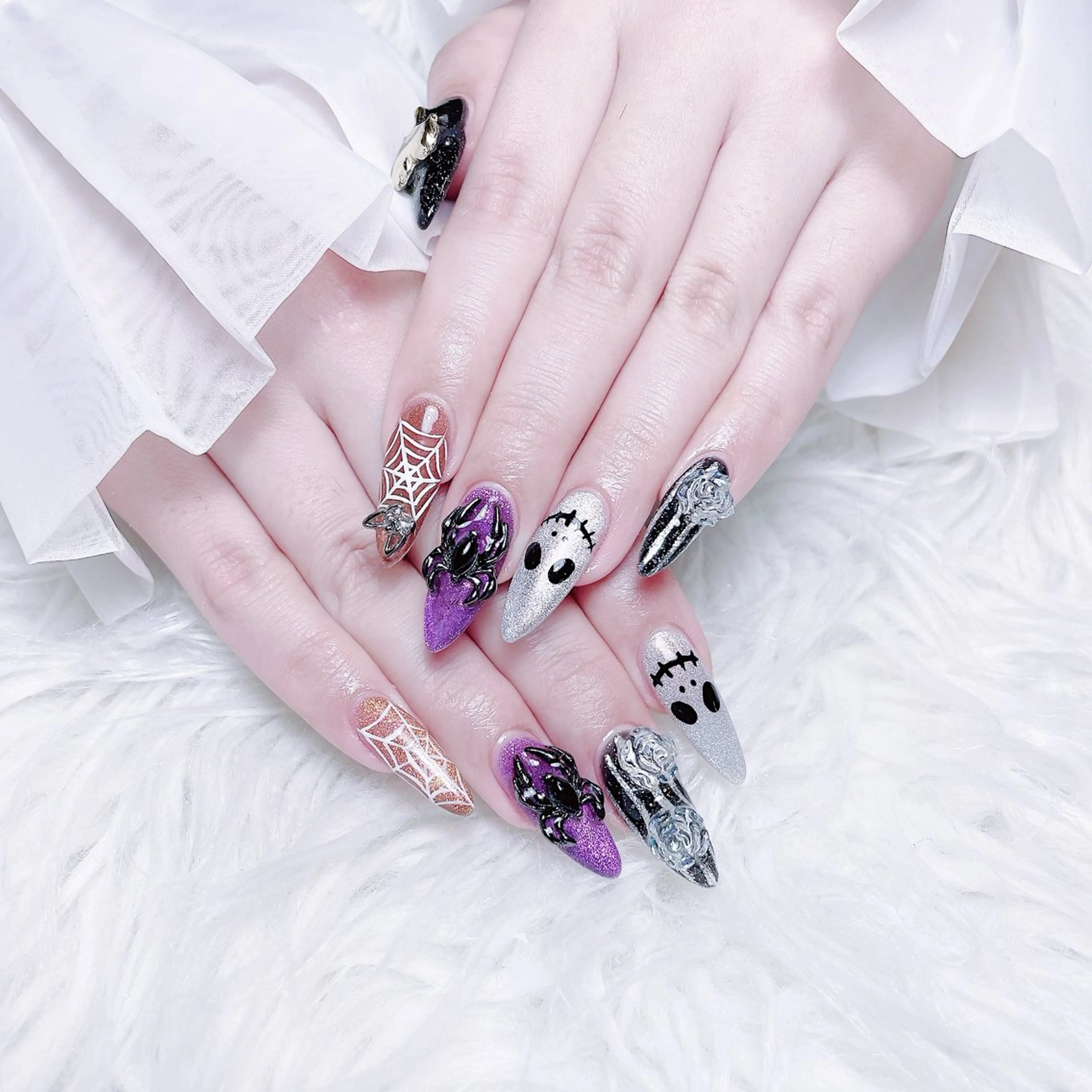 ネイル チークネイル 長さ出し フラワーネイル フレンチネイル ガーリー ハンドネイル NEW NAIL 池袋のネイルデザイン