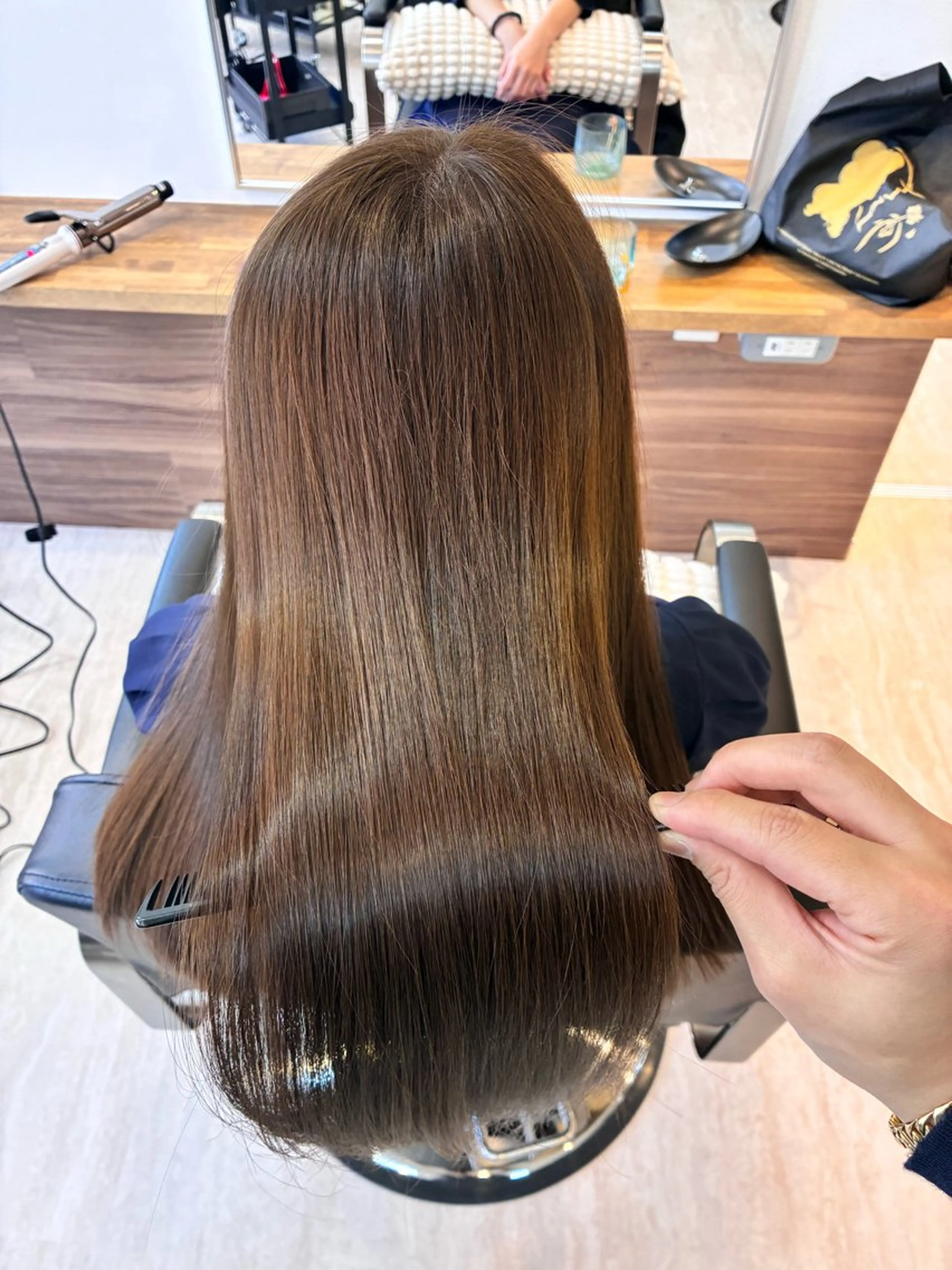 ロング カラー ダブルカラー 髪質改善 縮毛矯正 トリートメント カット ヘアカラー トリートメント 池袋髪質改善Tone byCharaのヘアスタイル