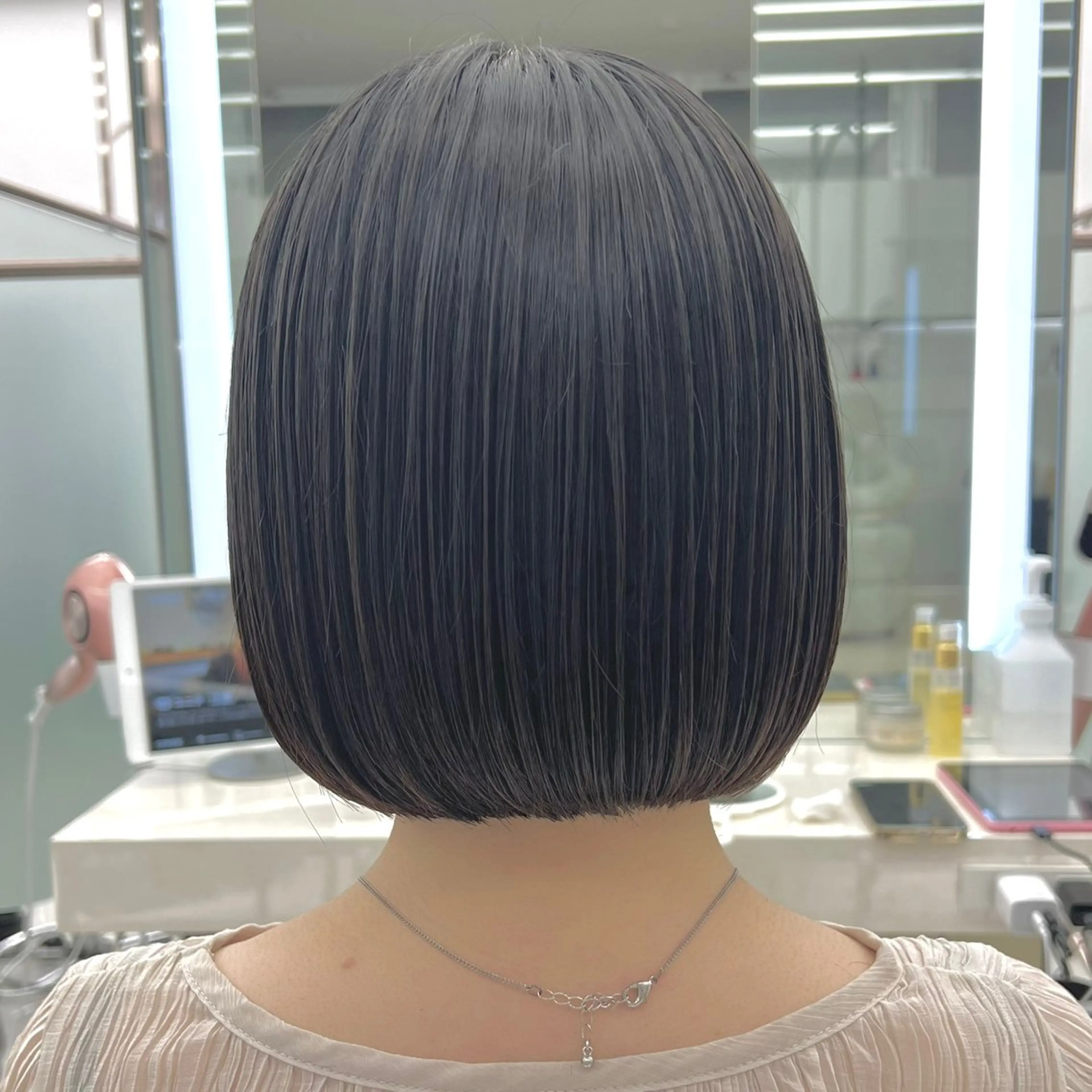 ショート 🫧ボブカットモデル 韓国透明感カラー🫧のヘアスタイル