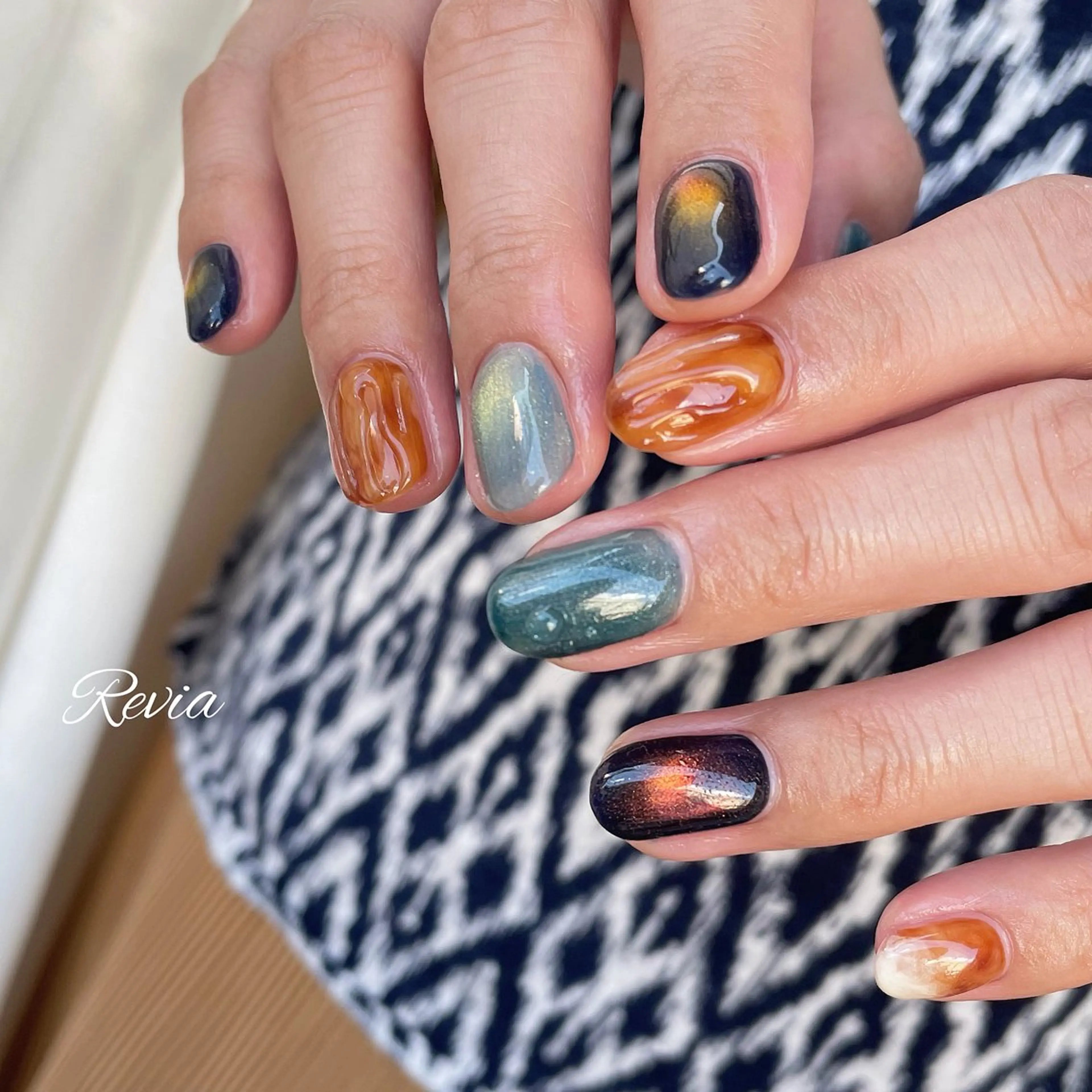 ネイル ハンドネイル revia所属・ERI Nailistのネイルデザイン