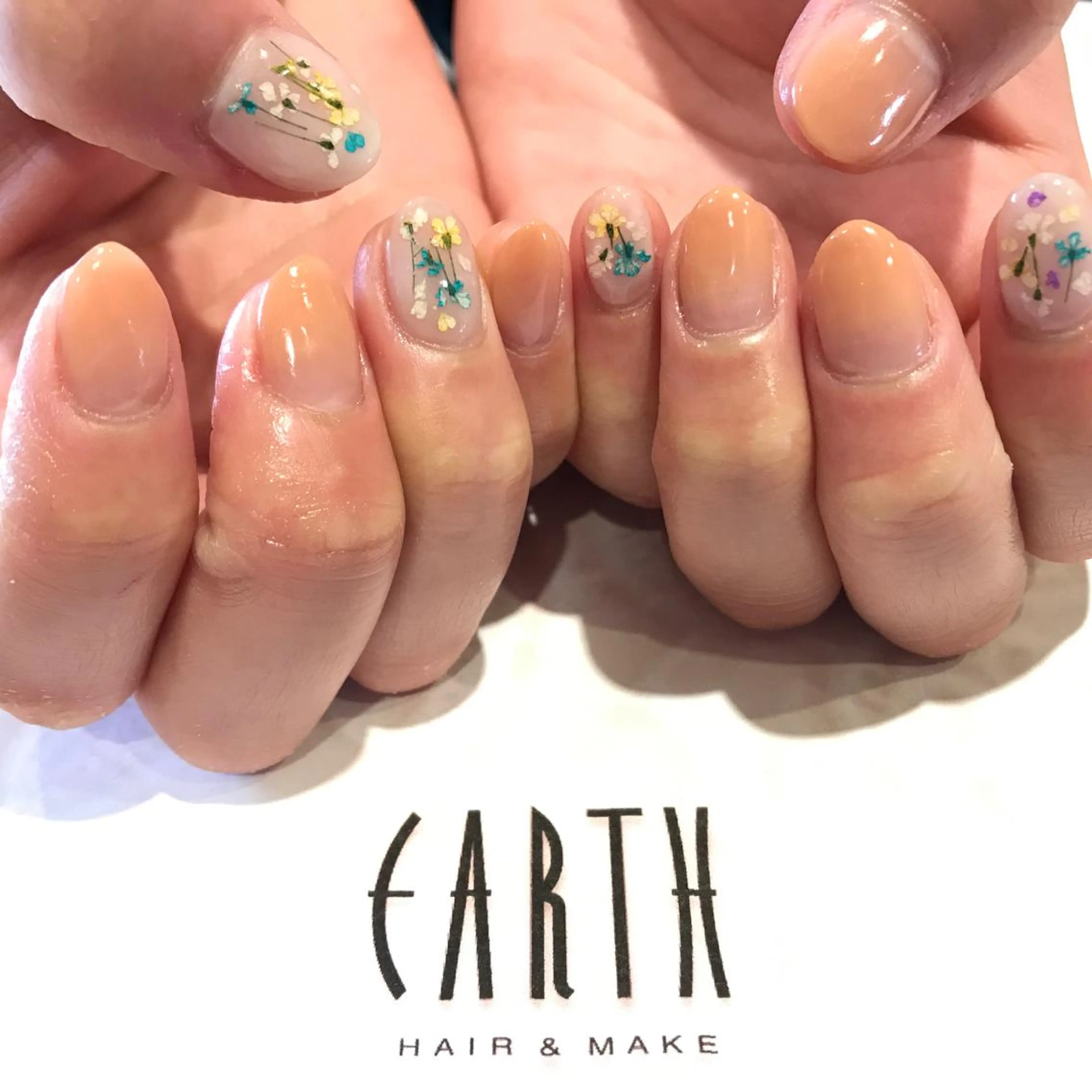 ネイル EARTH nanaのネイルデザイン