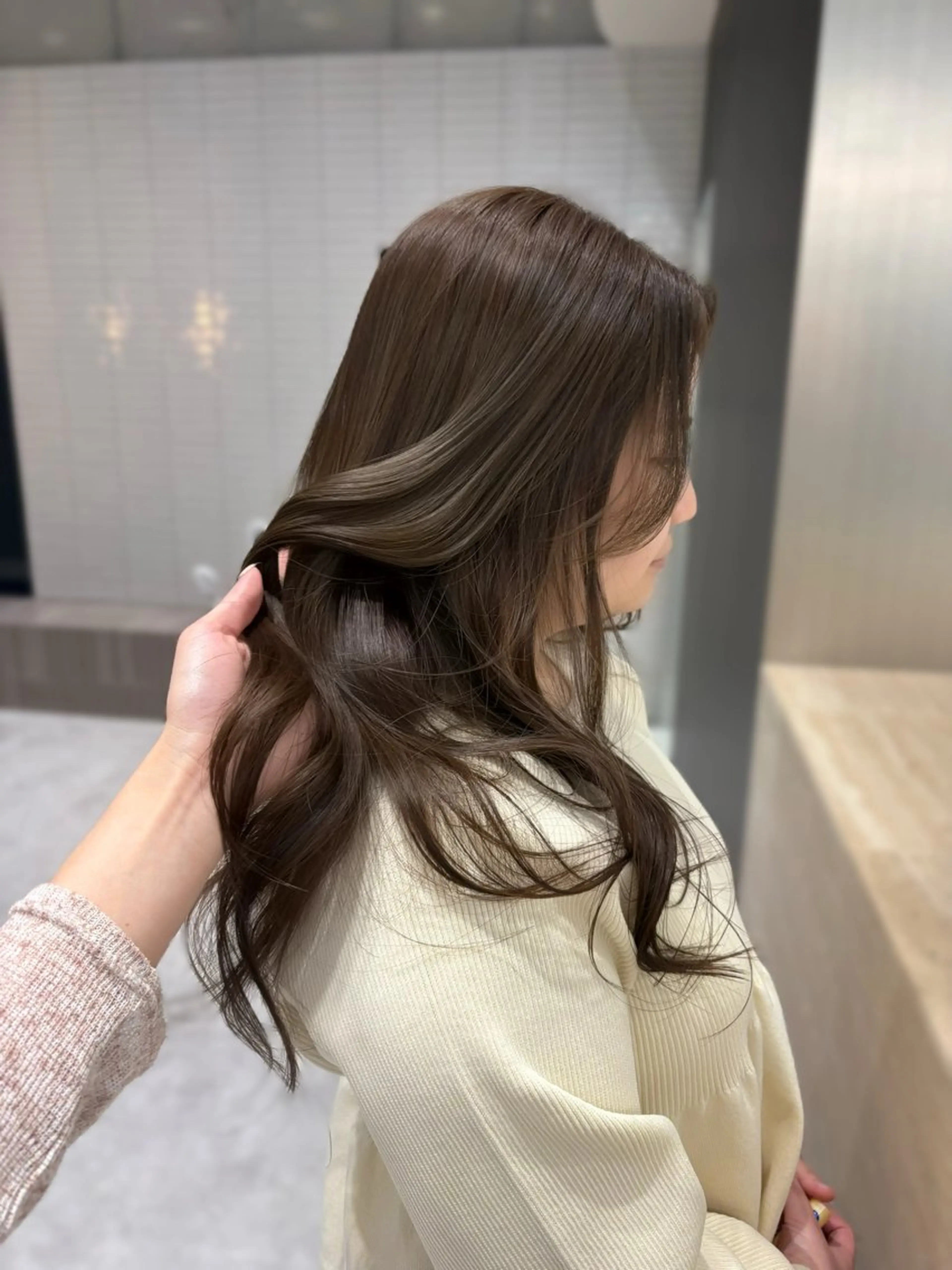 ロング カラー ベージュカラー オリーブベージュ カット ヘアカラー トリートメント ナツミ/透明感カラー /酸性縮毛矯正のヘアスタイル