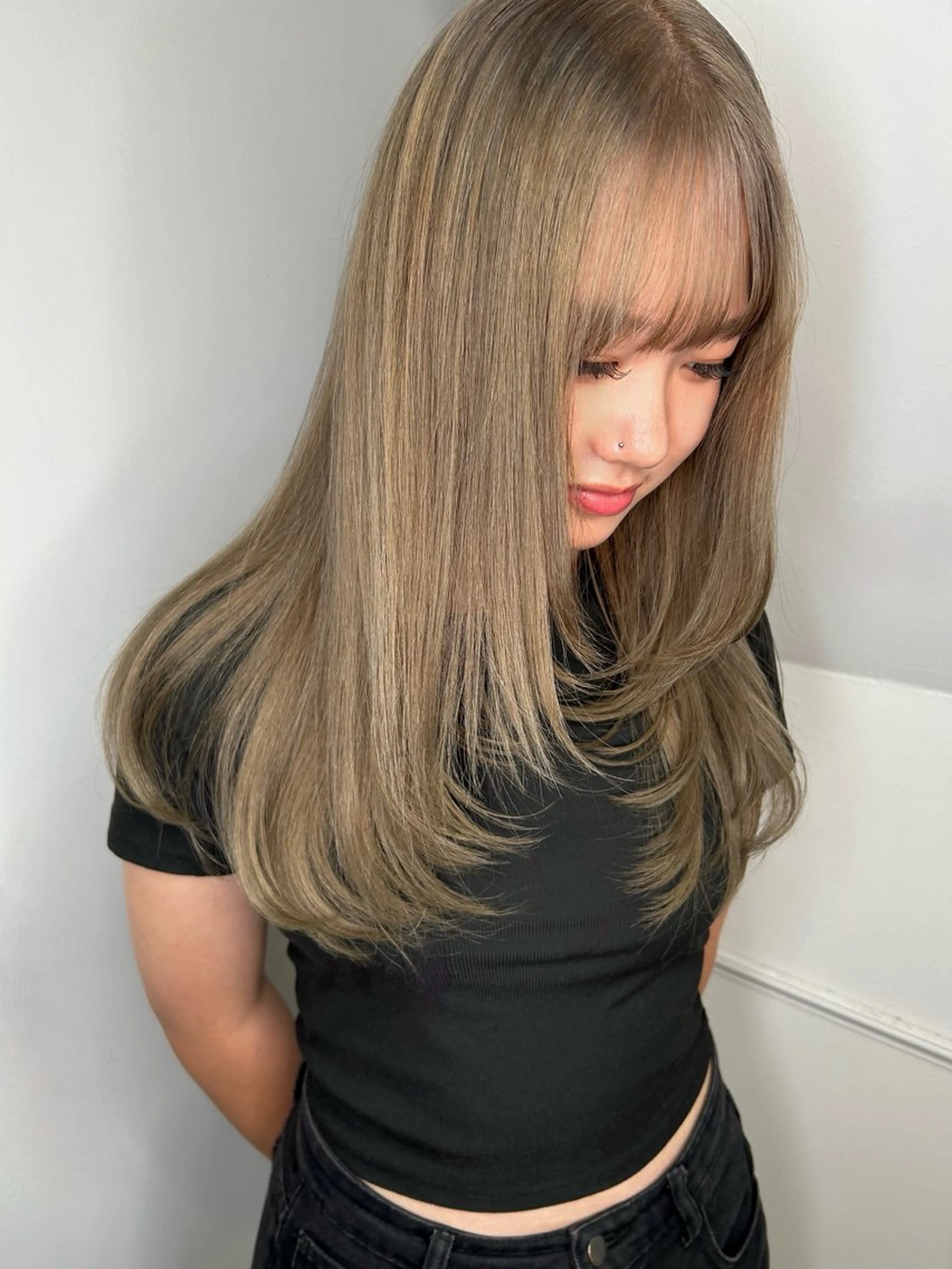 ロング カラー ベージュカラー オリーブベージュ land所属・透明感カラー/レイヤ ー🌙Honokaのヘアスタイル