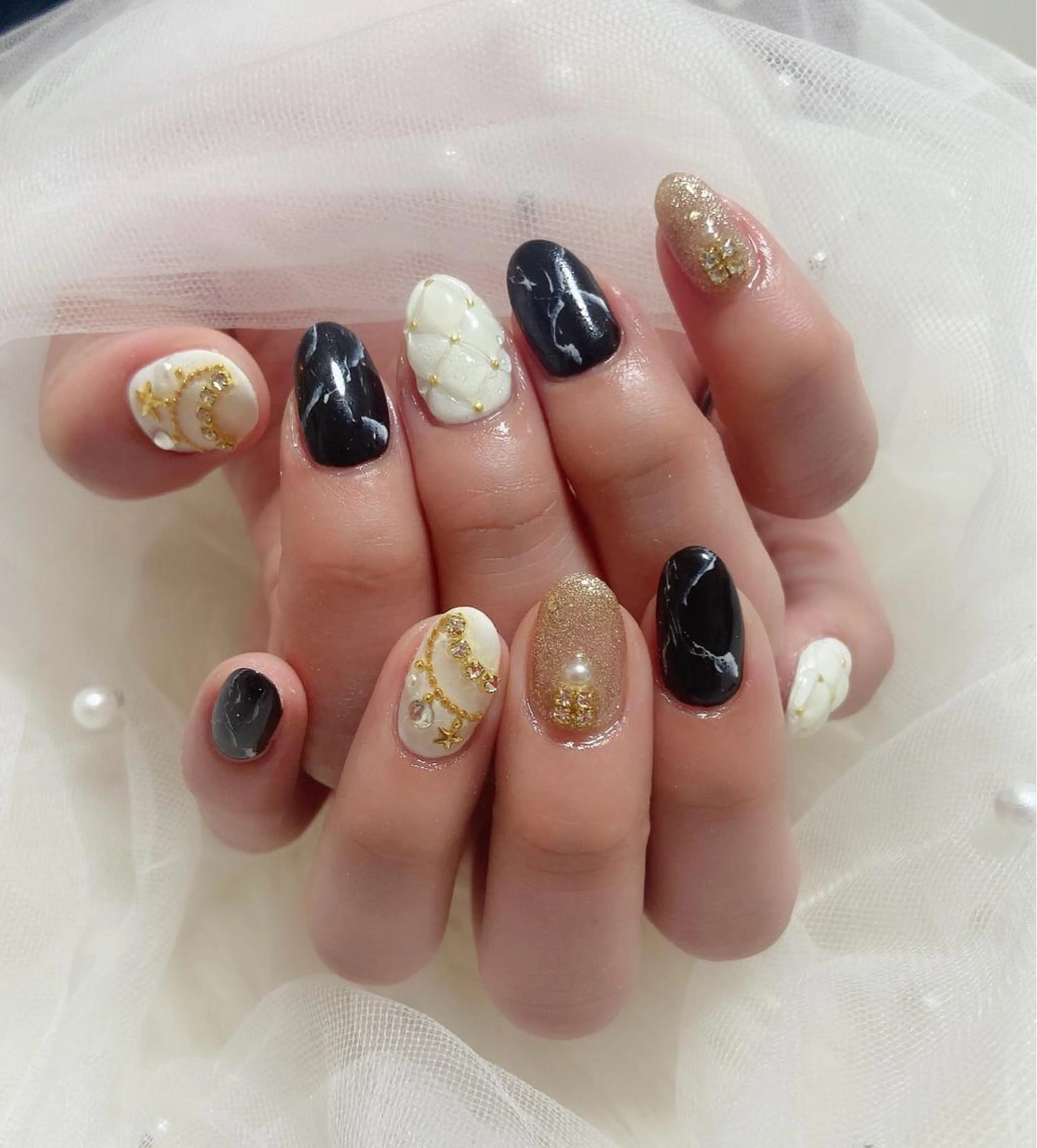 ネイル ハンドネイル ＆ME アンドミーのネイルデザイン