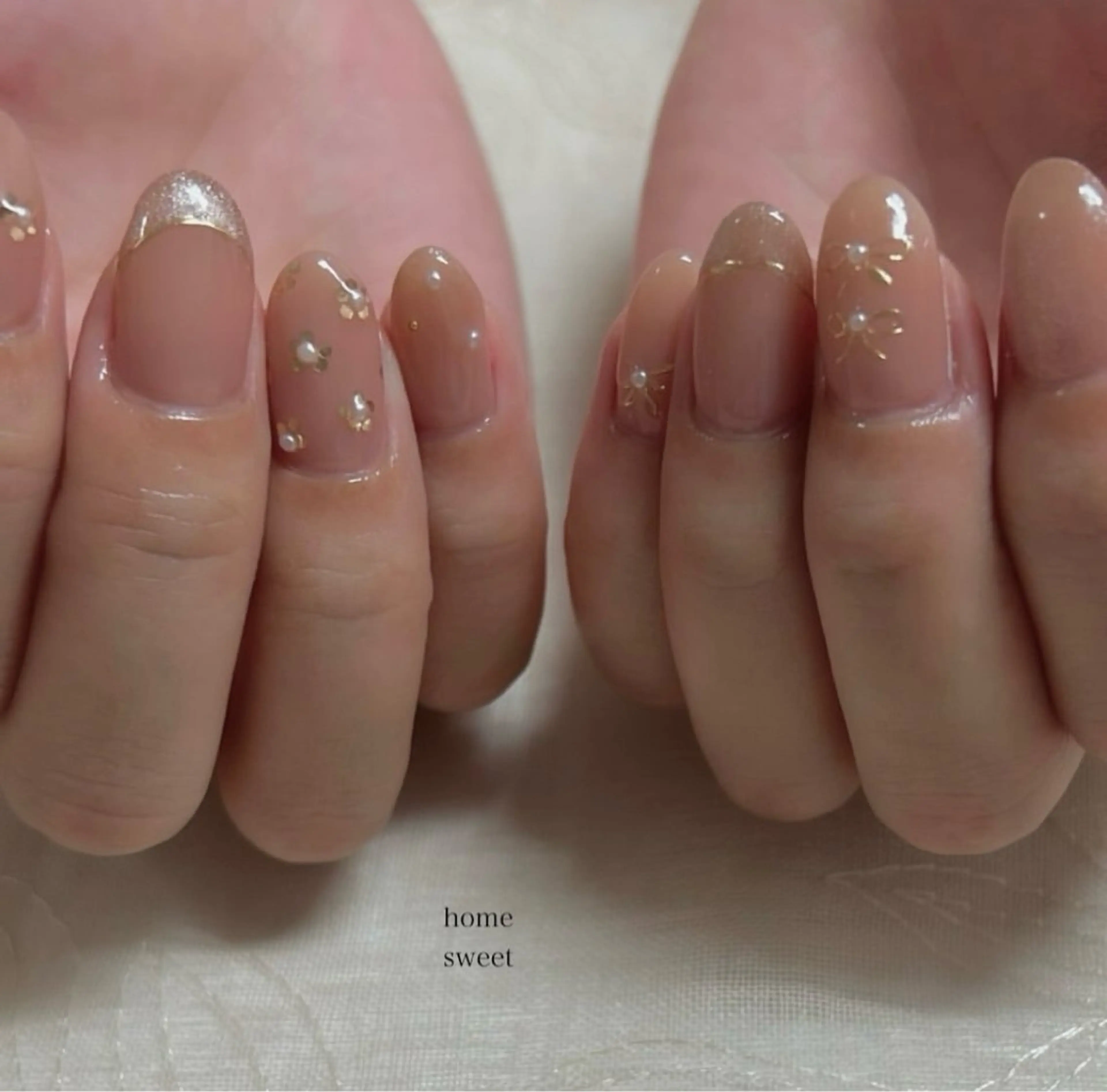 ミディアム ショートネイル. Home sweetのネイルデザイン