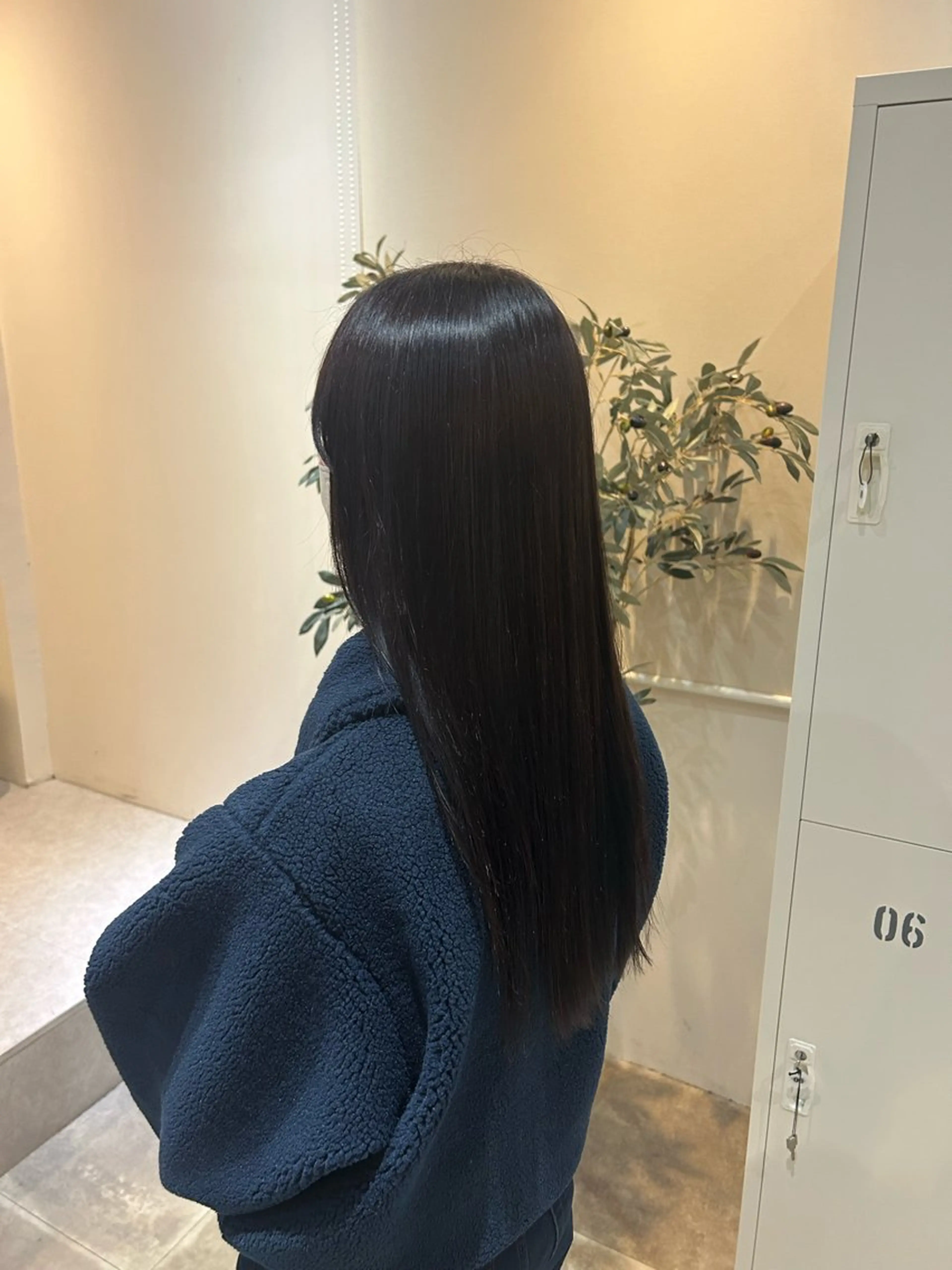 縮毛矯正＋カット＋リンケージトリートメント（3step）の写真