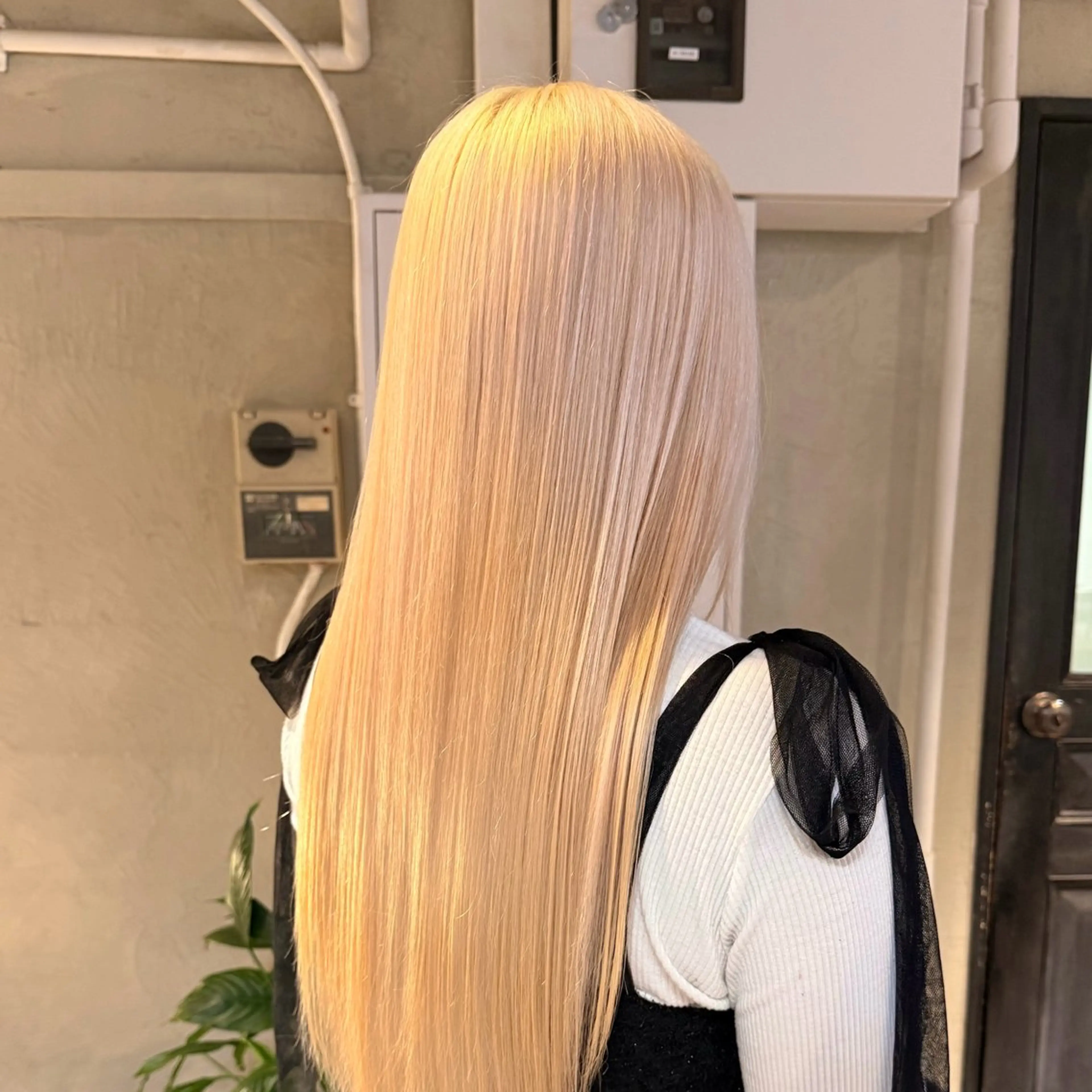 ロング カラー ブリーチ ケアブリーチ カット ヘアカラー トリートメント 💫色落ちまで可愛い ブリーチ💫ユウゴのヘアスタイル