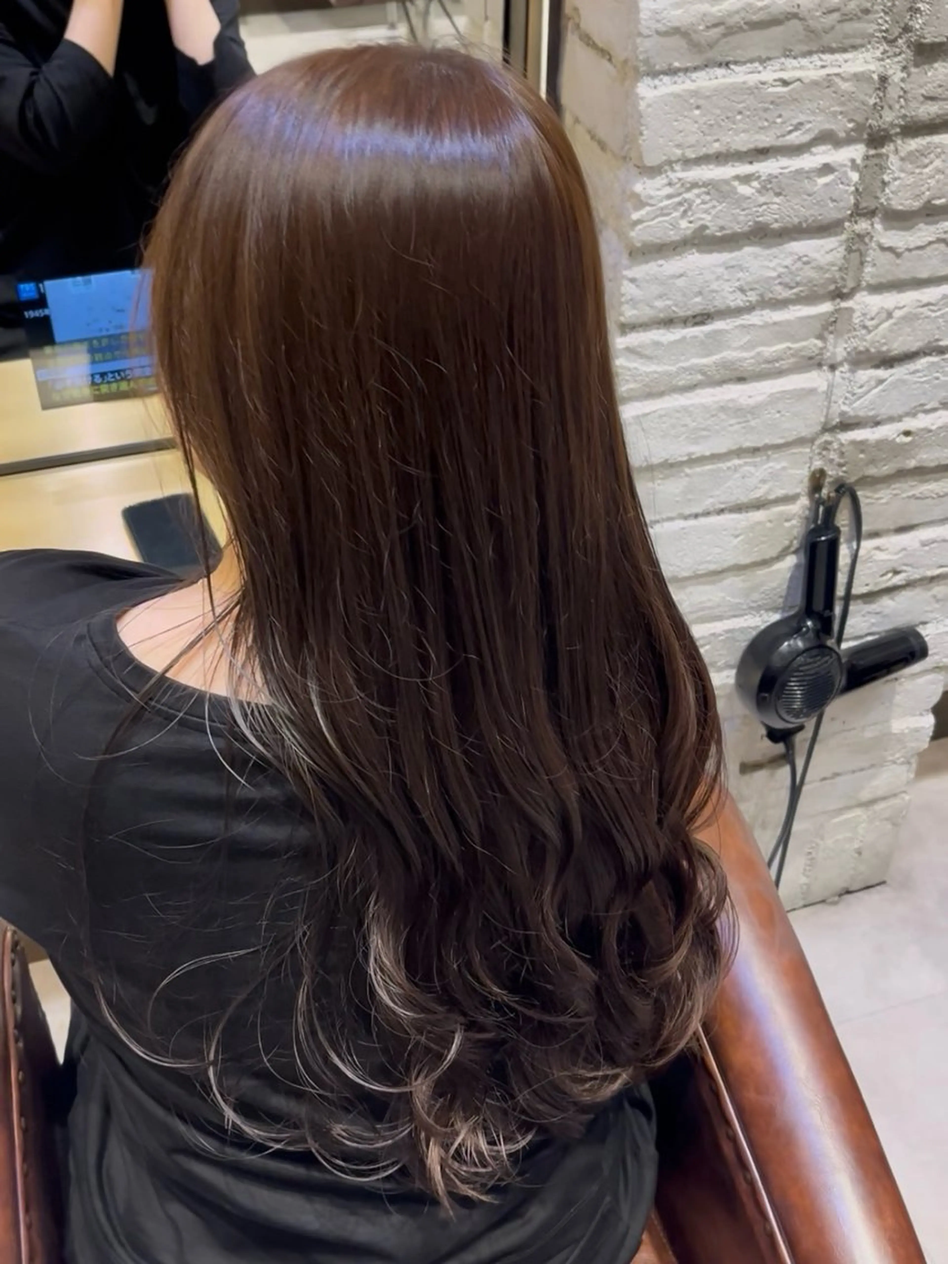 ロング カラー Luce/ Ayakaのヘアスタイル