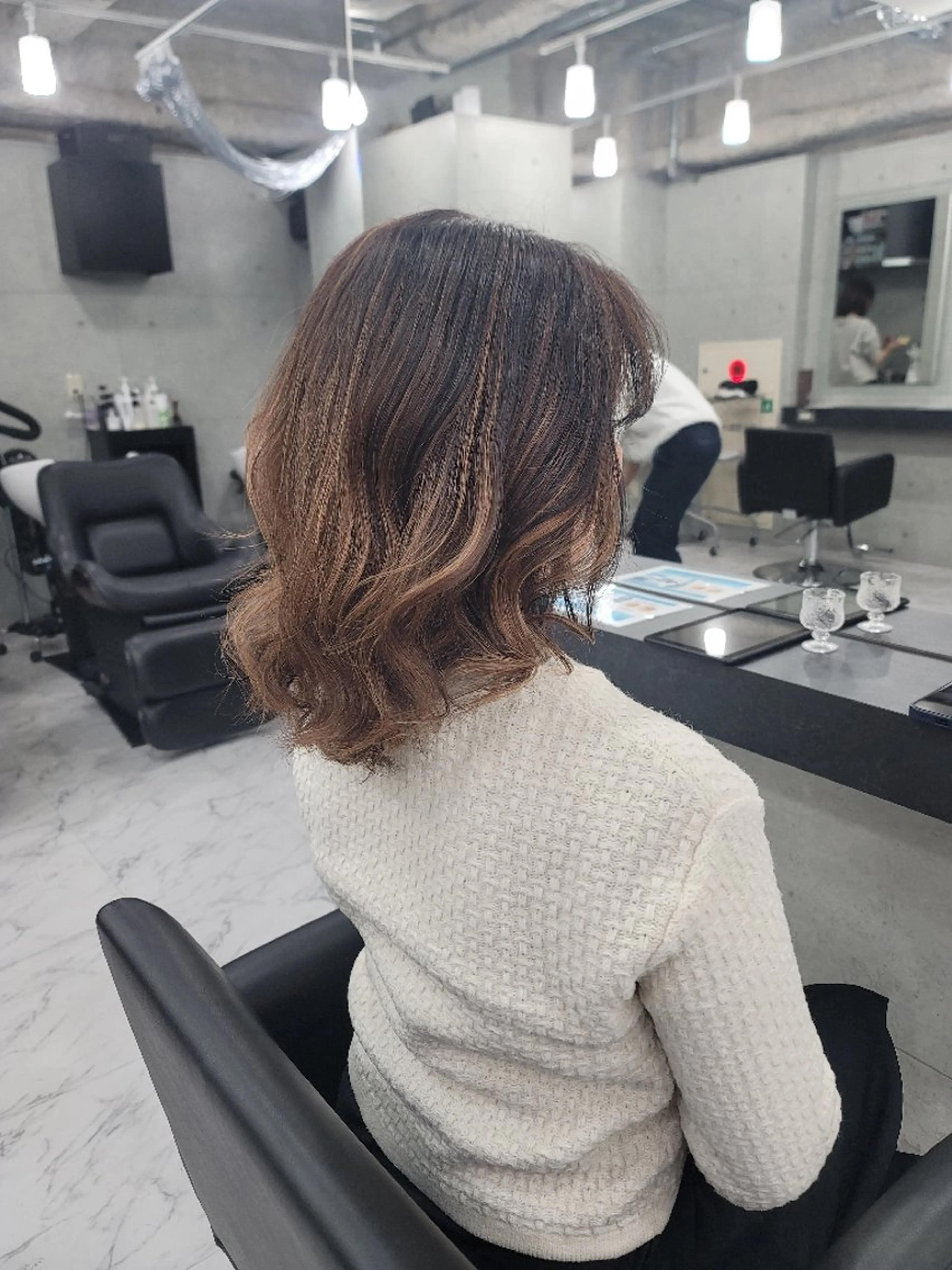 セミロング カラー ヘアアレンジ ❇️安達 優心❇️ レイヤー/艶髪特化のヘアスタイル