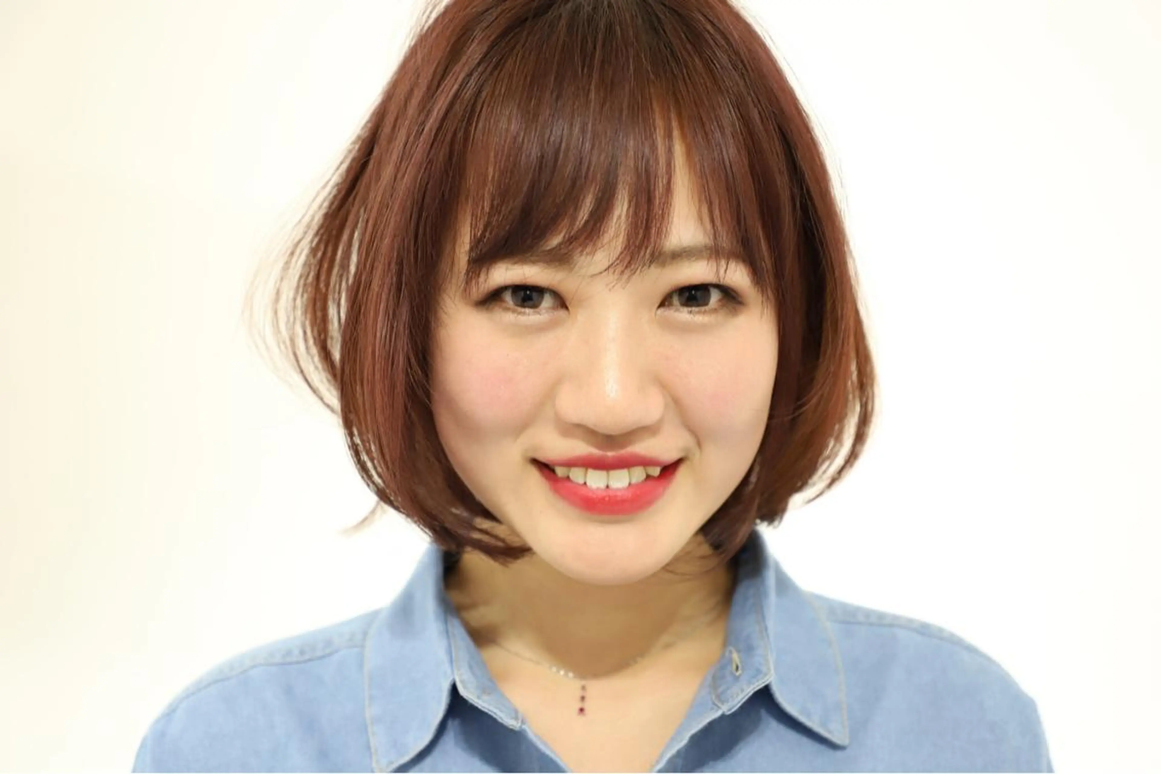 ショート カラー ボブ 岡元 朗弘のヘアスタイル