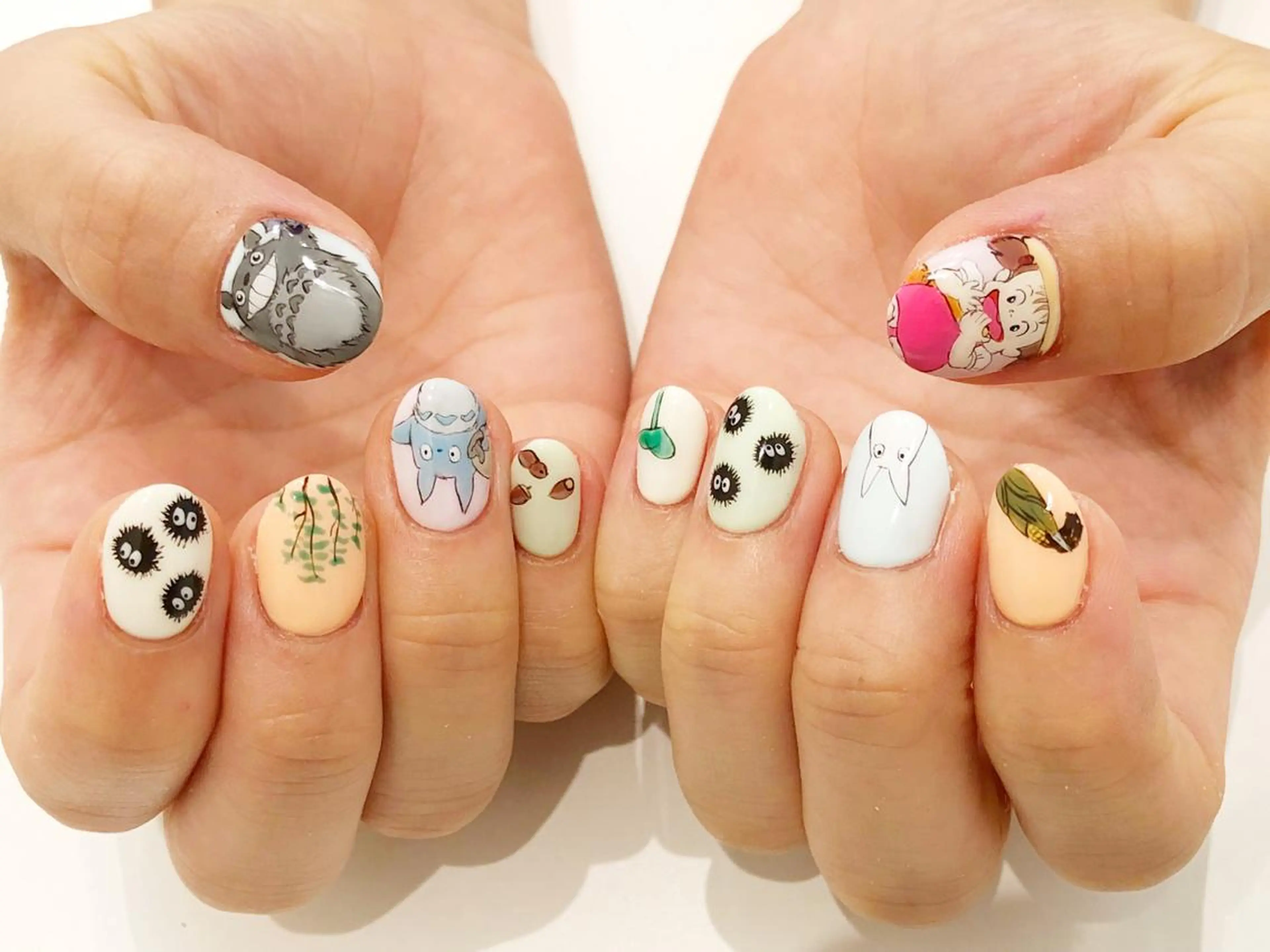 ネイル NAILSALON RuINのネイルデザイン