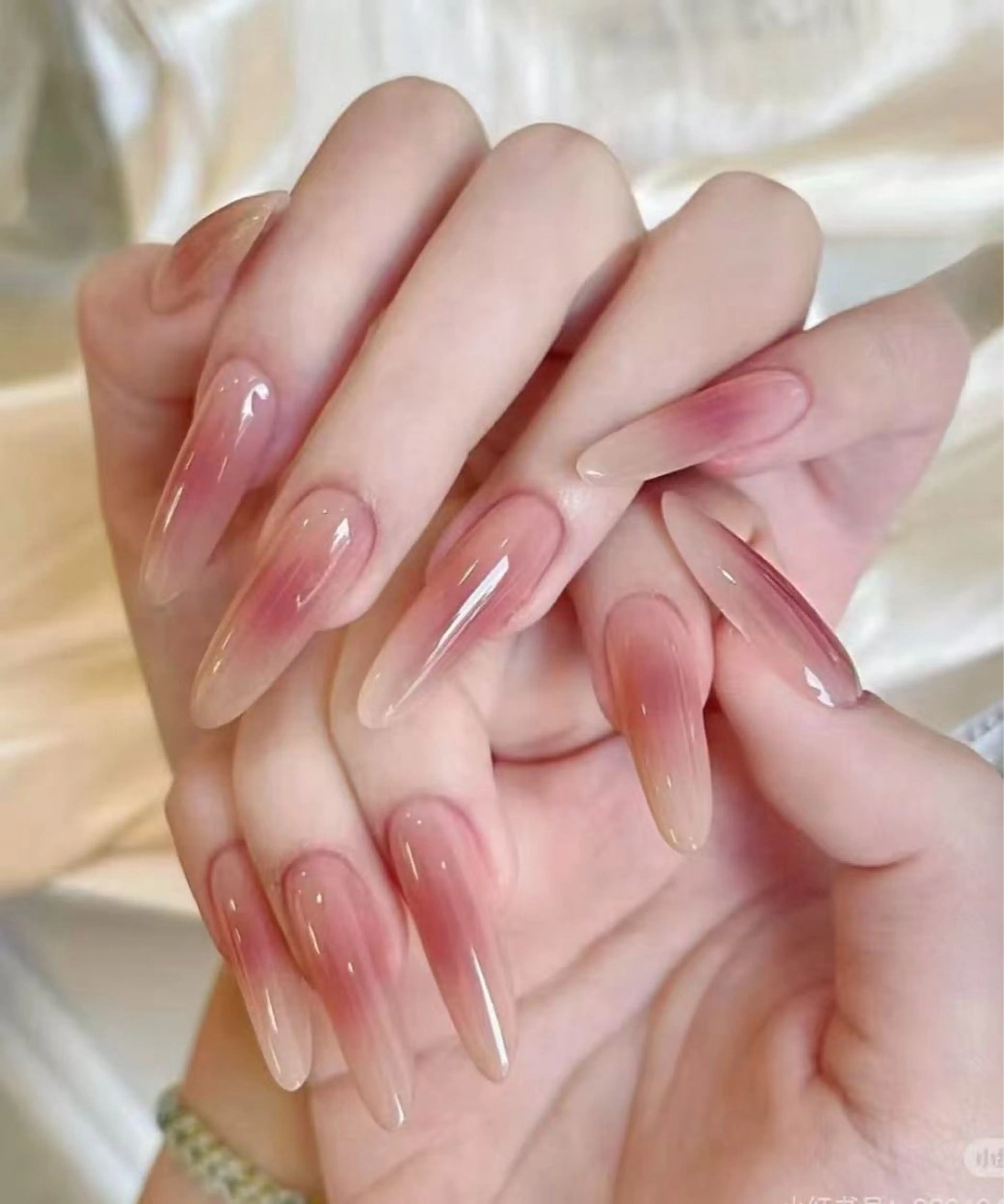 ネイル 長さ出し フレンチネイル 韓国ネイル マグネットネイル マグネットフレンチ sun nail池袋 モデル募集のネイルデザイン