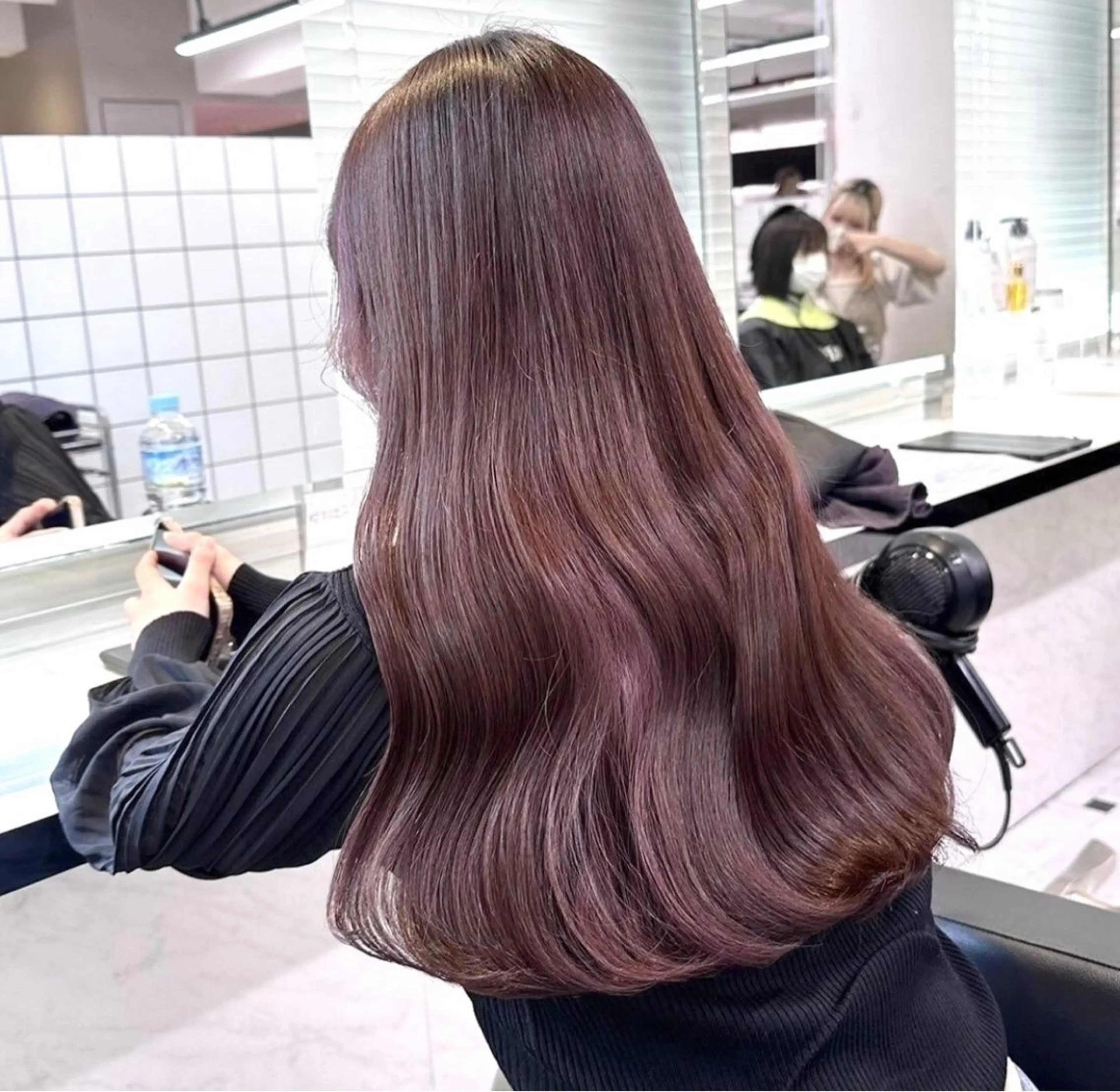 ロング ヘアカラー 韓国ヘア/ブリーチ無 しWカラー/オリーブのヘアスタイル