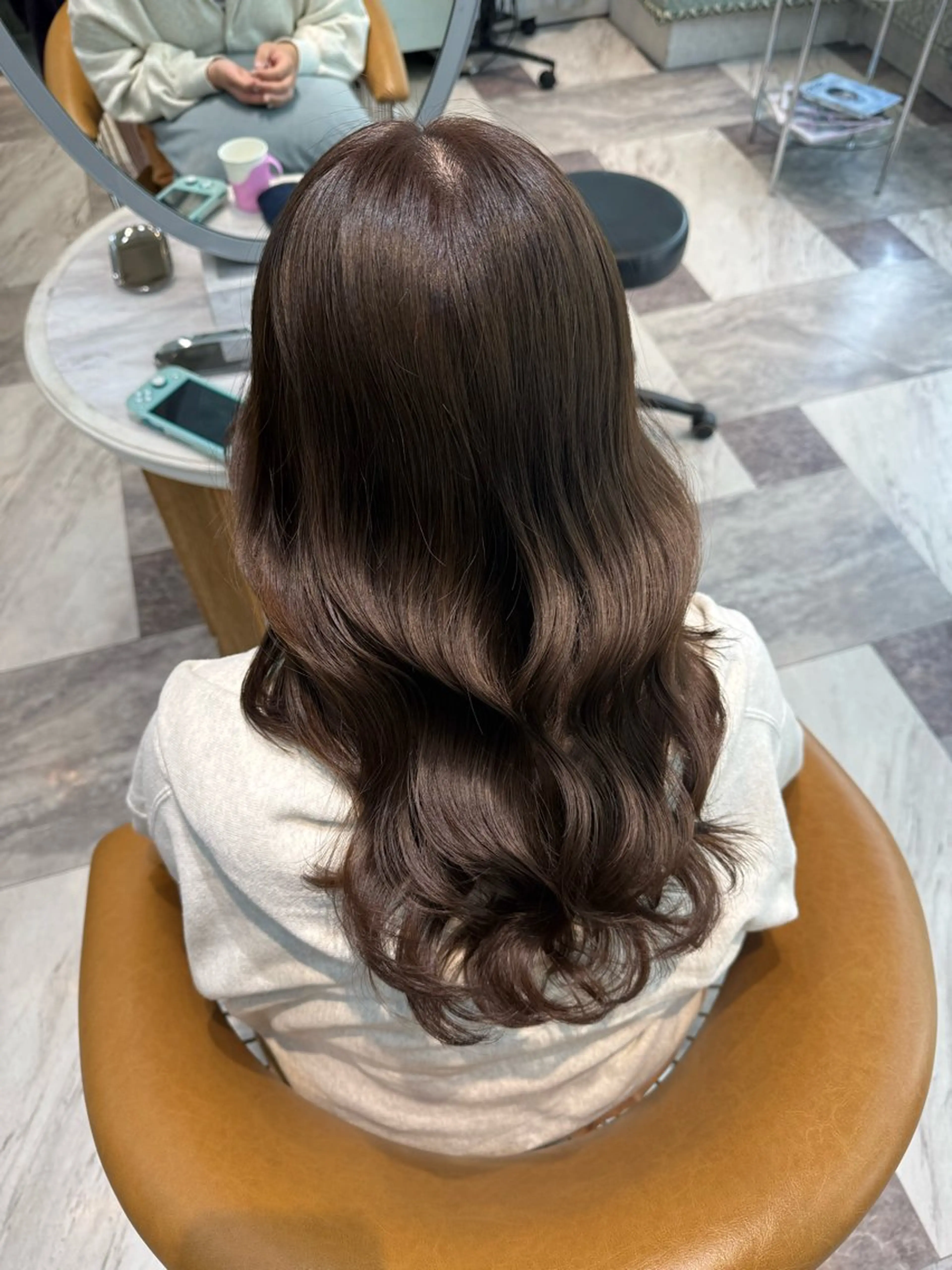 ロング ボブ ハイライト 髪質改善 ヘアカラー 夏目唯衣/透明感 /艶カラーのヘアスタイル