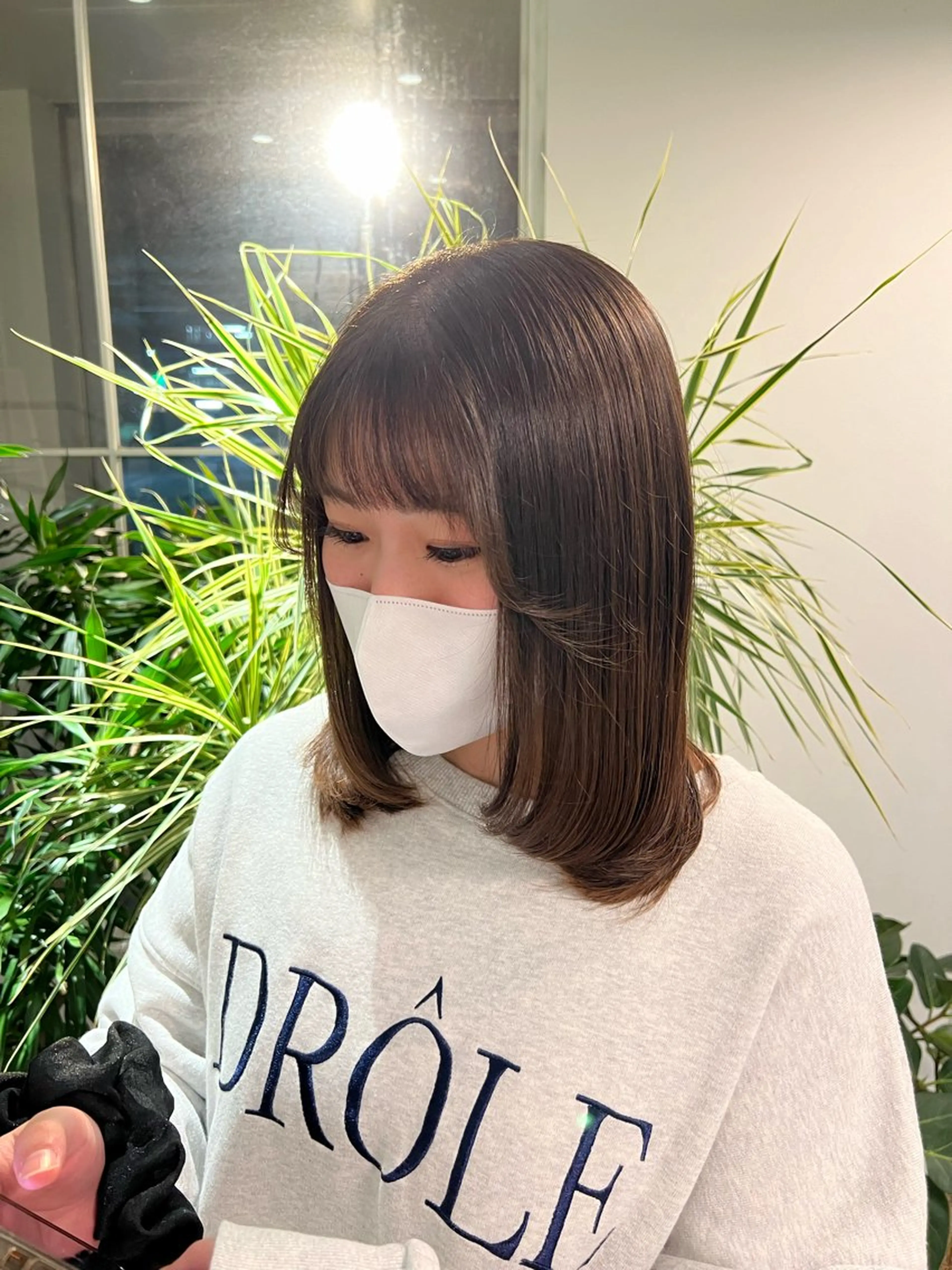 ミディアム レイヤーカット ワタナベ モカ🦢ダブルカラーのヘアスタイル