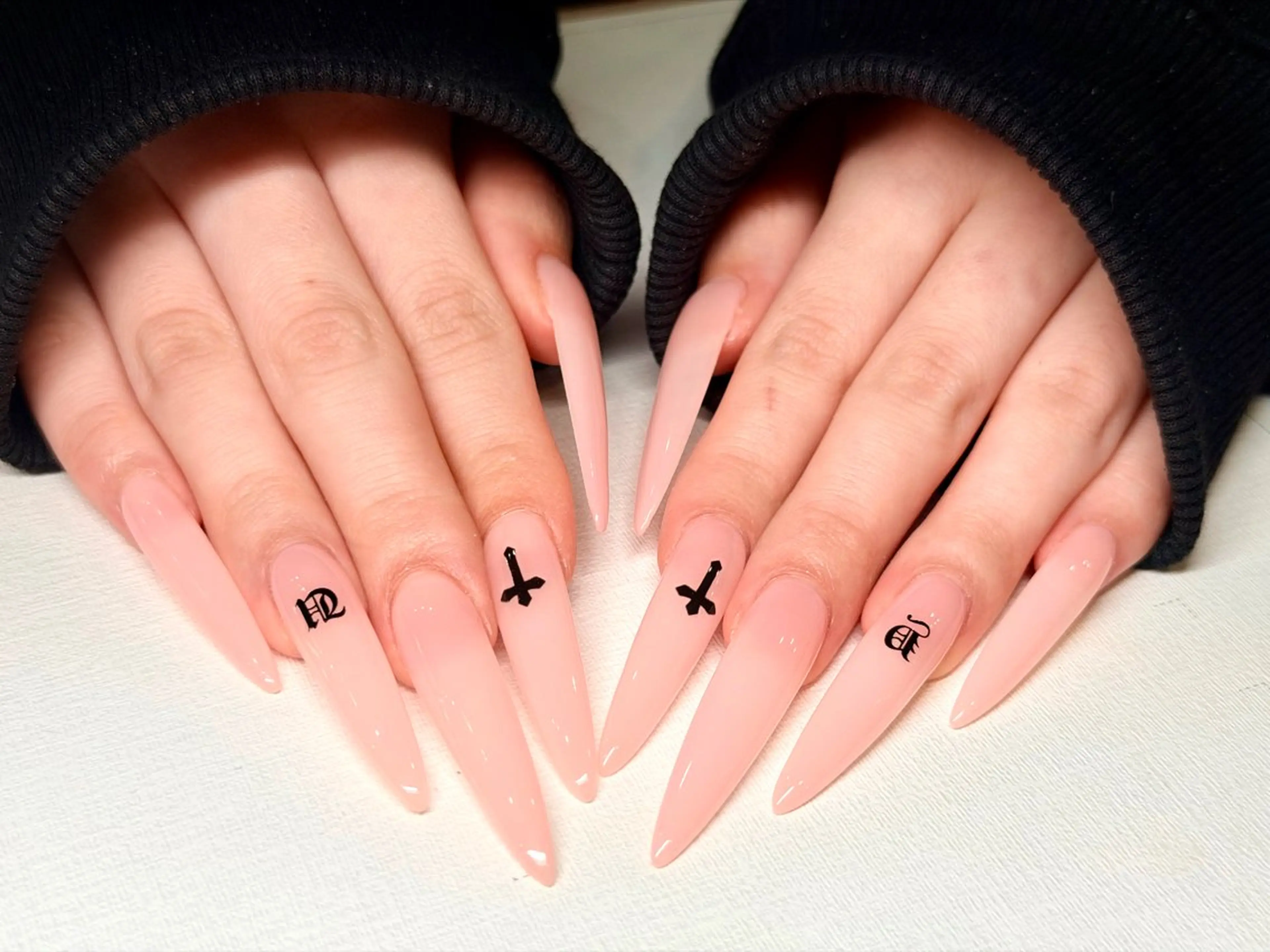 ネイル フットネイル オフィスネイル ワンカラーネイル ハンドネイル アミ ちゃんのネイルデザイン