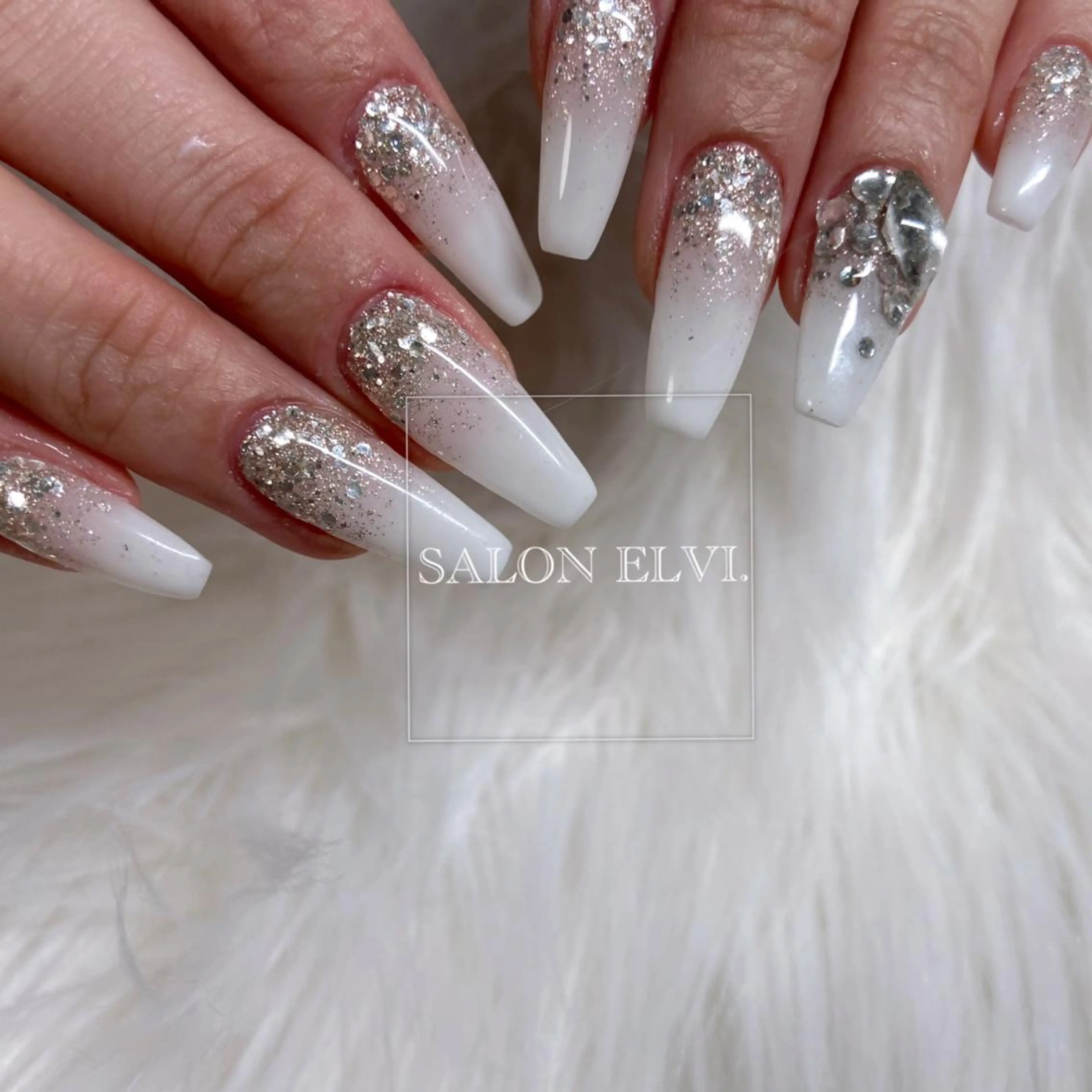 ネイル SALON ELVI.所属・SALON ELVI.のネイルデザイン