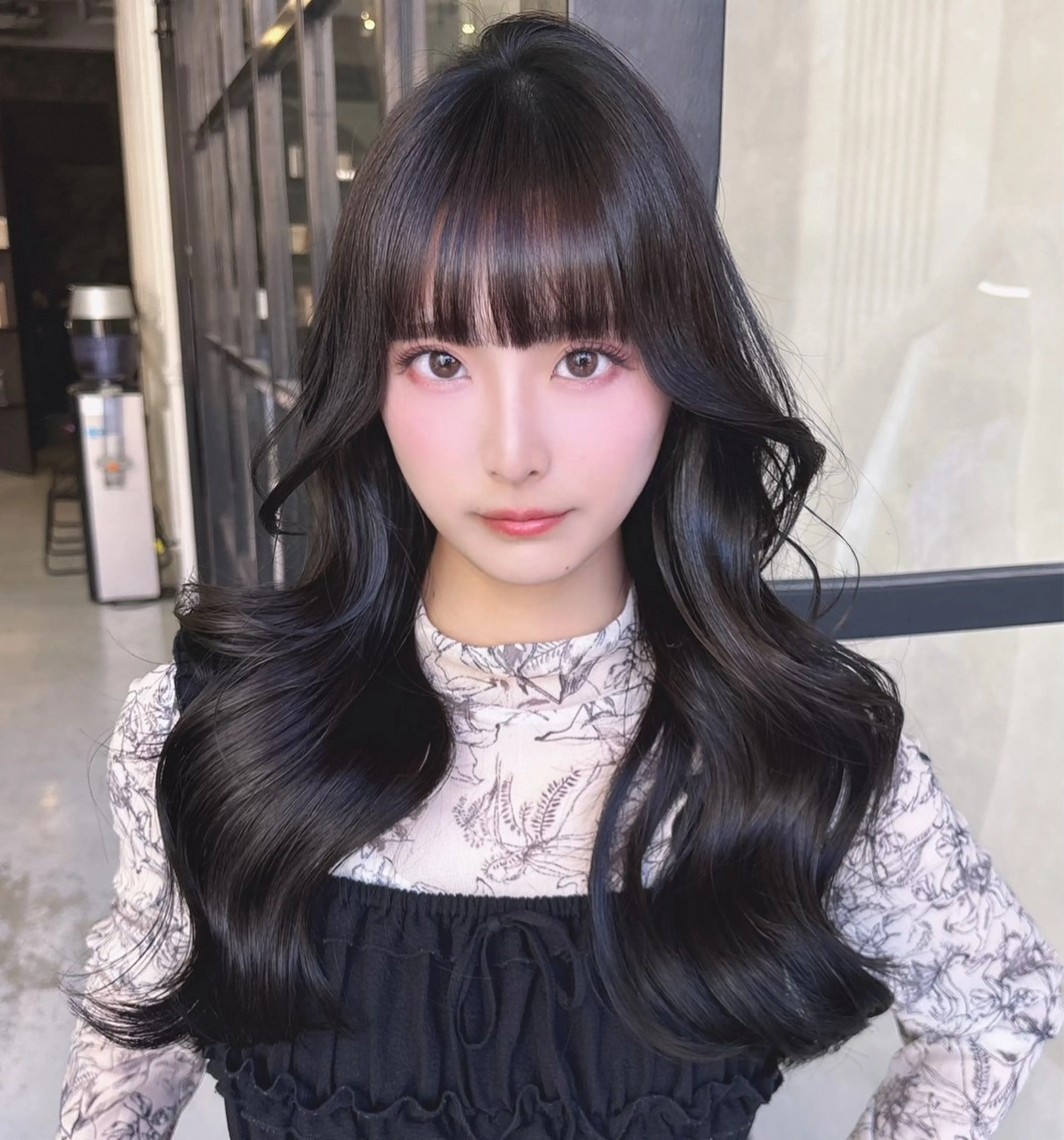 セミロング カラー 黒髪 レイヤーカット カット ヘアカラー Maison Halu YUKIのヘアスタイル