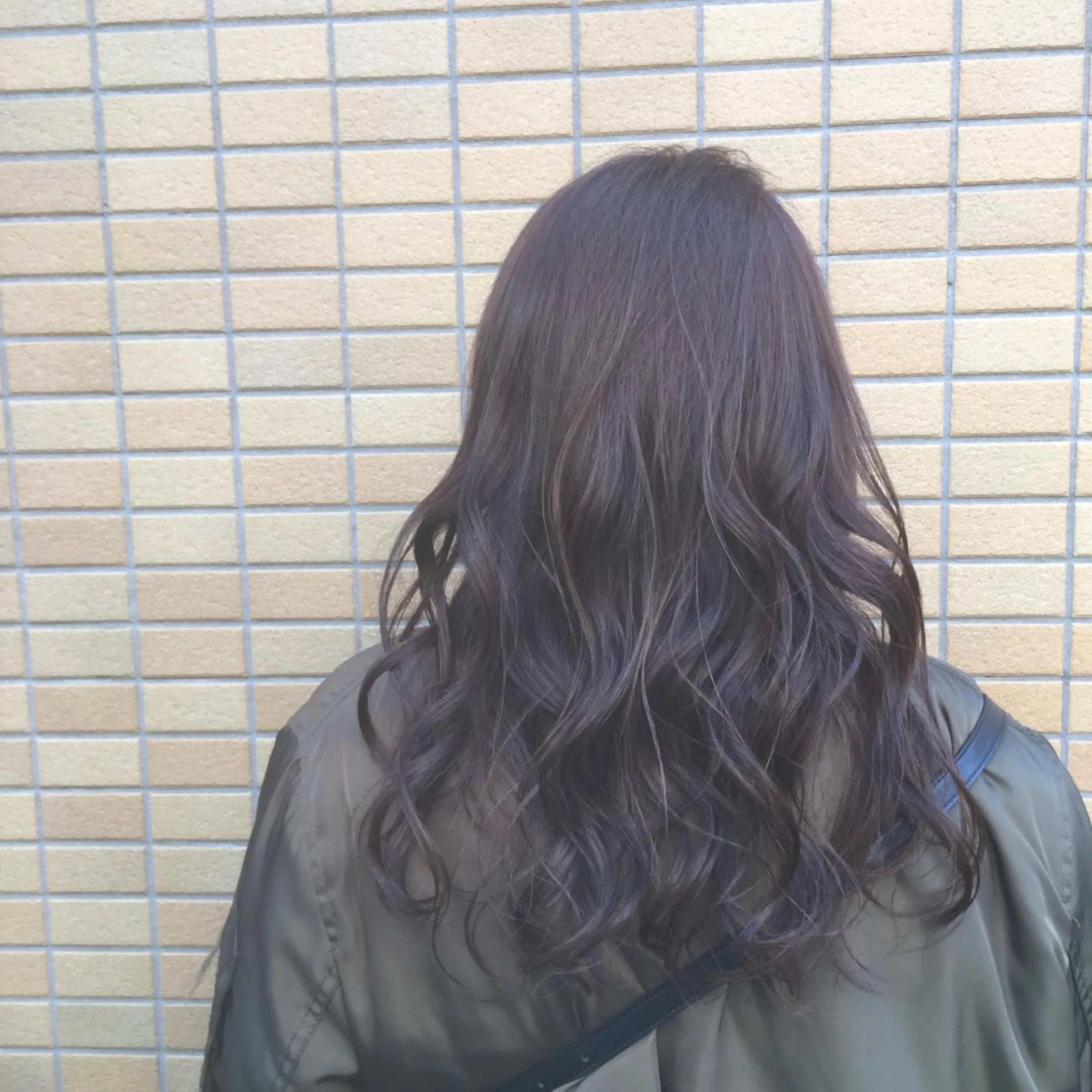 ロング カラー カット ヘアカラー トリートメント しのはら まどかのヘアスタイル