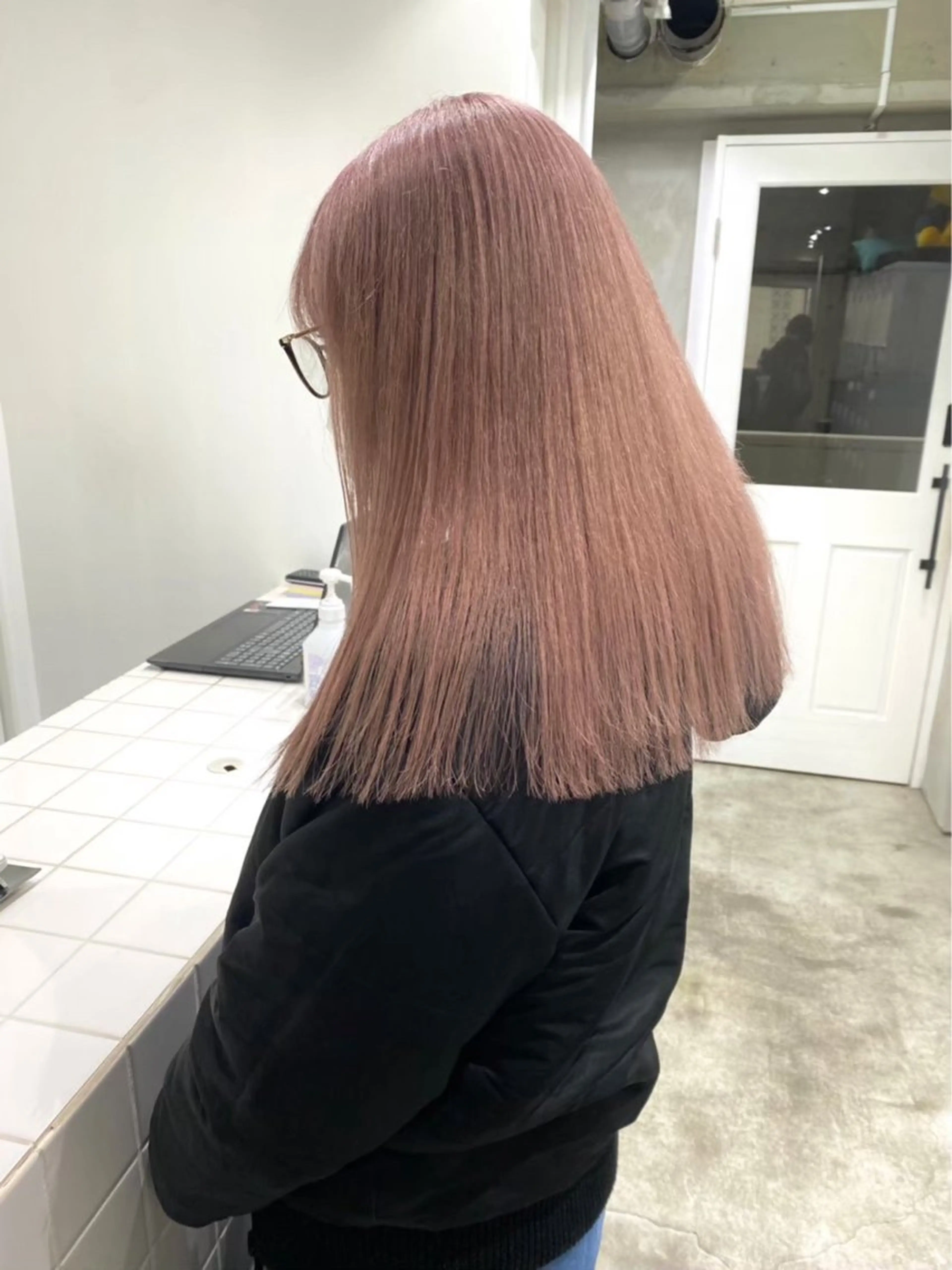 セミロング カラー ヘアカラー 🦄垢抜けボブ特化× 暖色カラー未来🦄のヘアスタイル