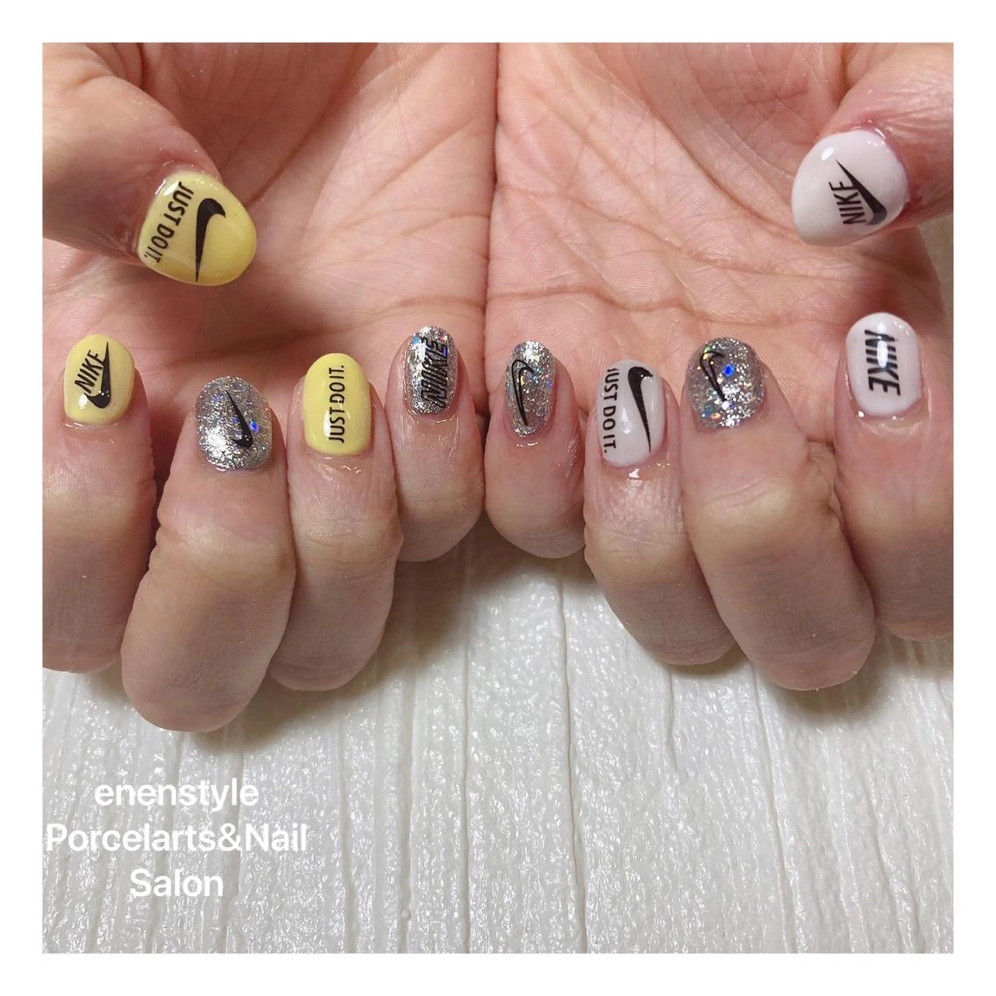 ミディアム ネイル ハンドネイル 👑enen style👑のネイルデザイン