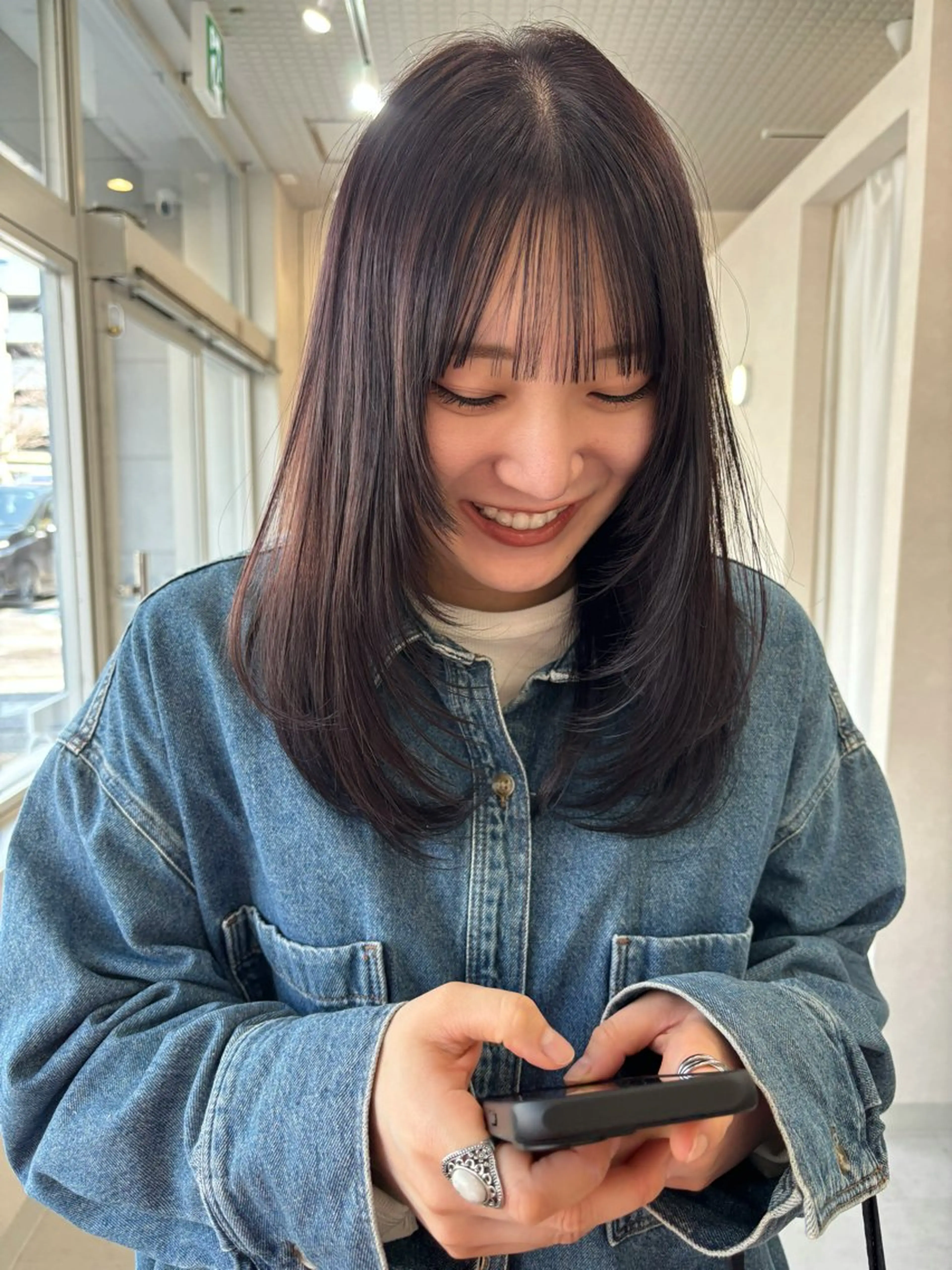 セミロング カラー ベージュカラー ブリーチ ダブルカラー ラベンダーカラー ラベンダーベージュ mir MIYUのヘアスタイル