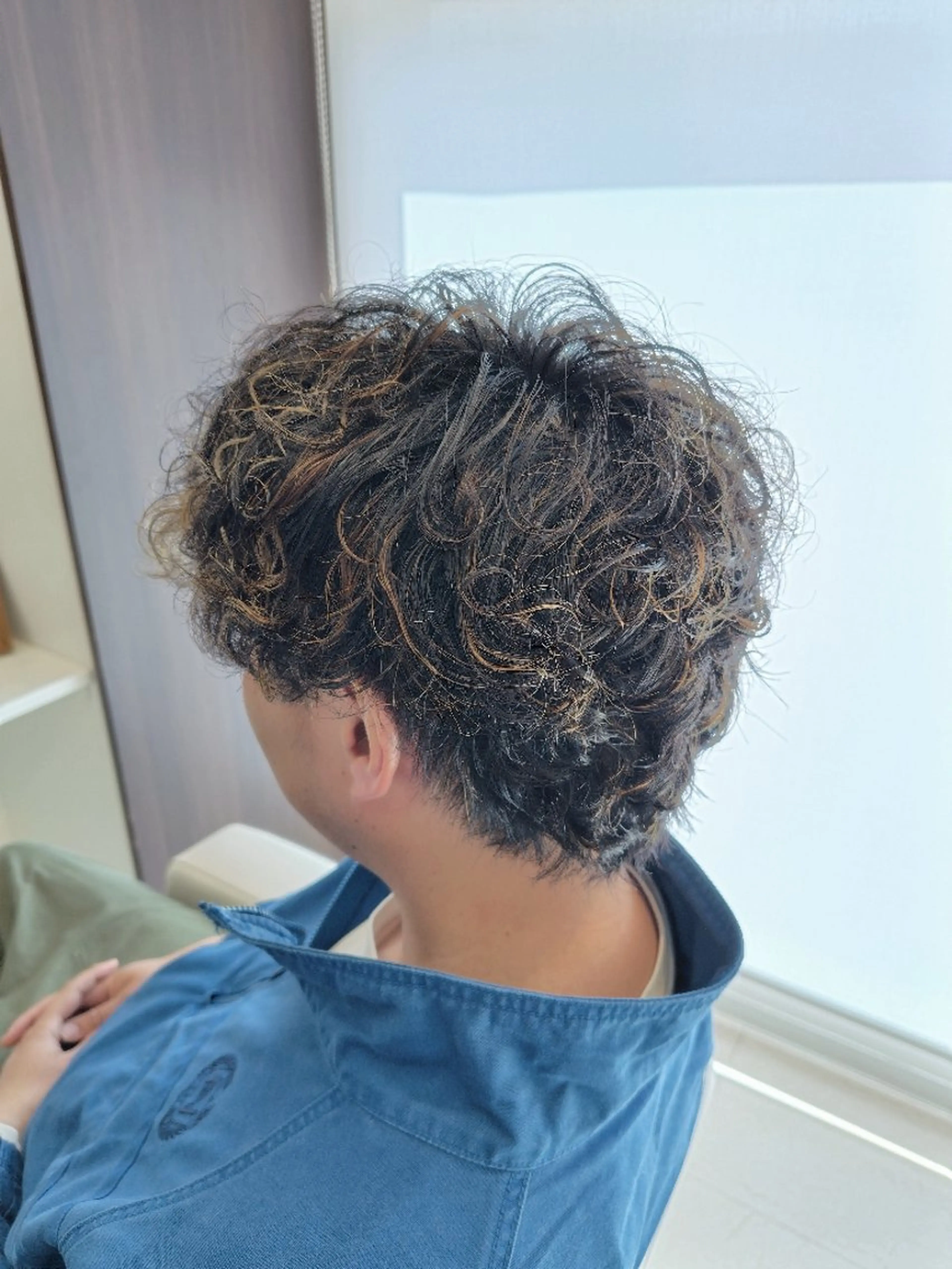 メンズ パーマ 三浦 瑞華のヘアスタイル