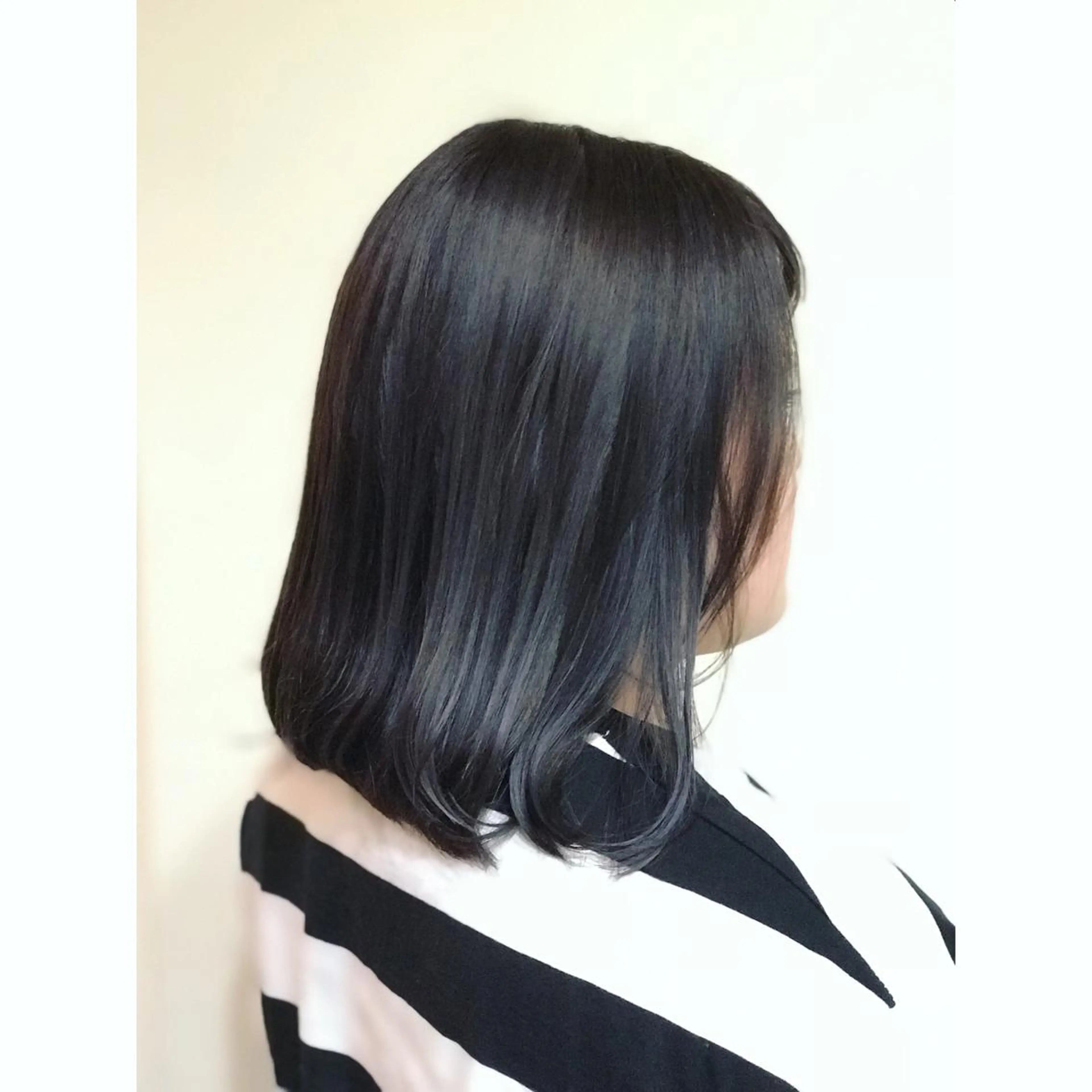 ミディアム カラー ヘアカラー 松村 未央のヘアスタイル