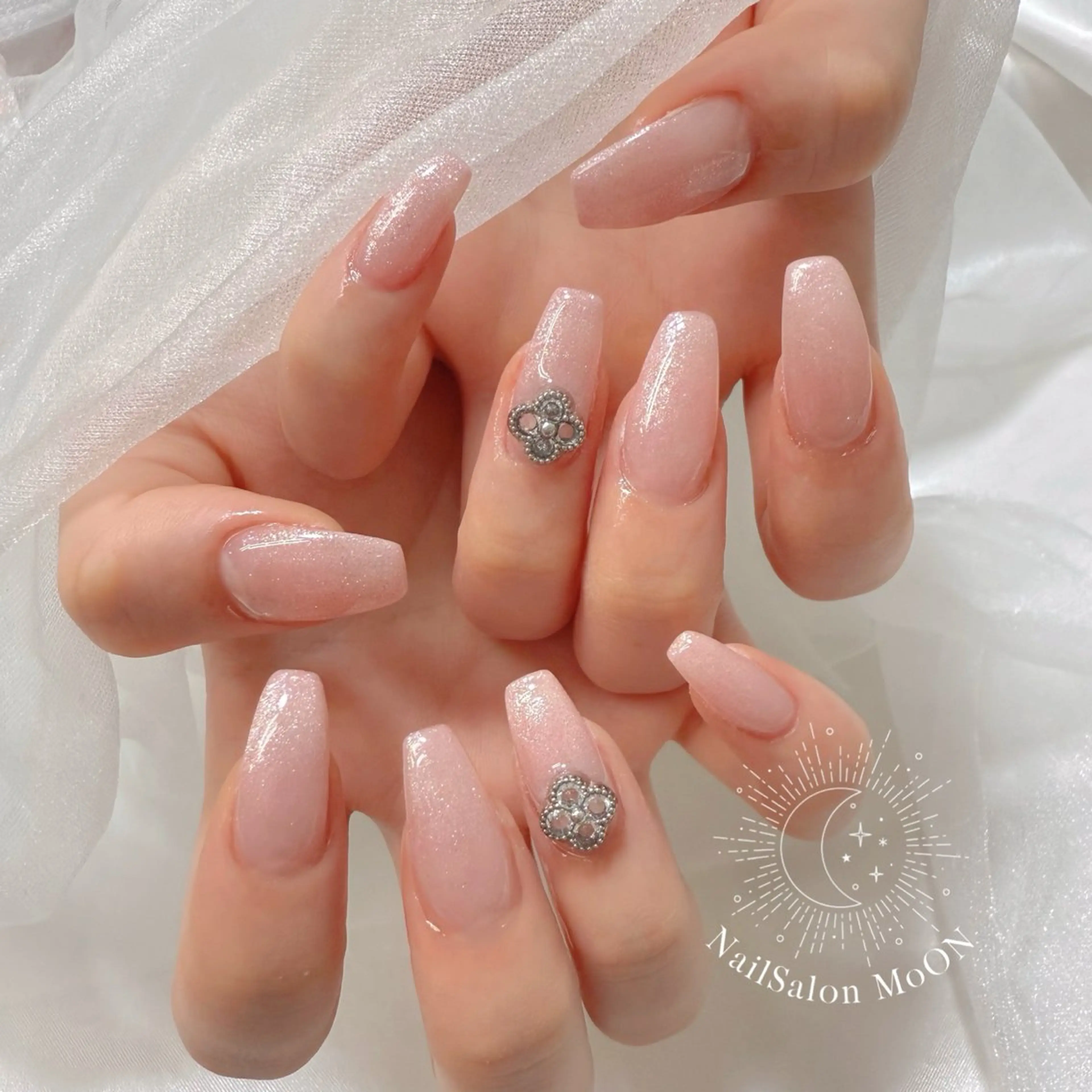 ネイル ハンドネイル ハンドケア MoON...❤︎ MeGuのネイルデザイン