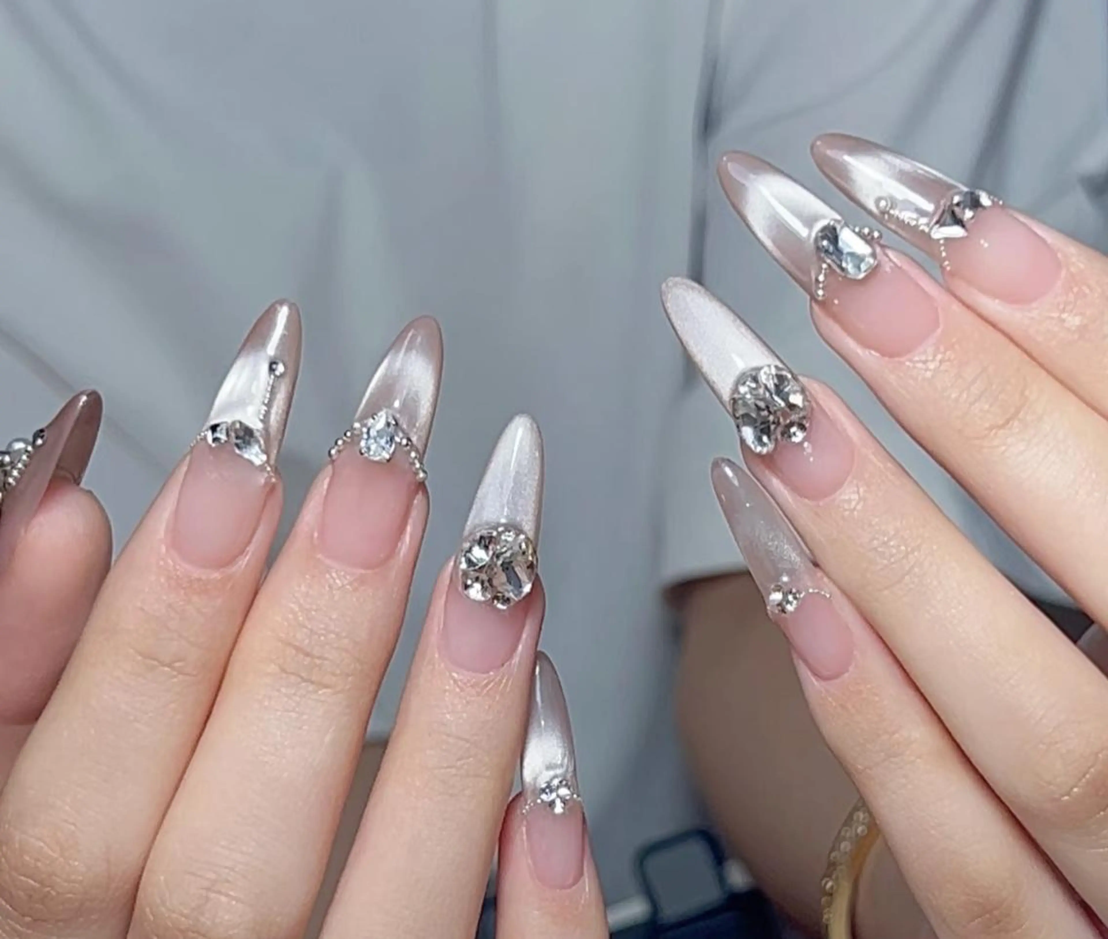 ネイル ハンドネイル エリ🫧 nail池袋東口のネイルデザイン
