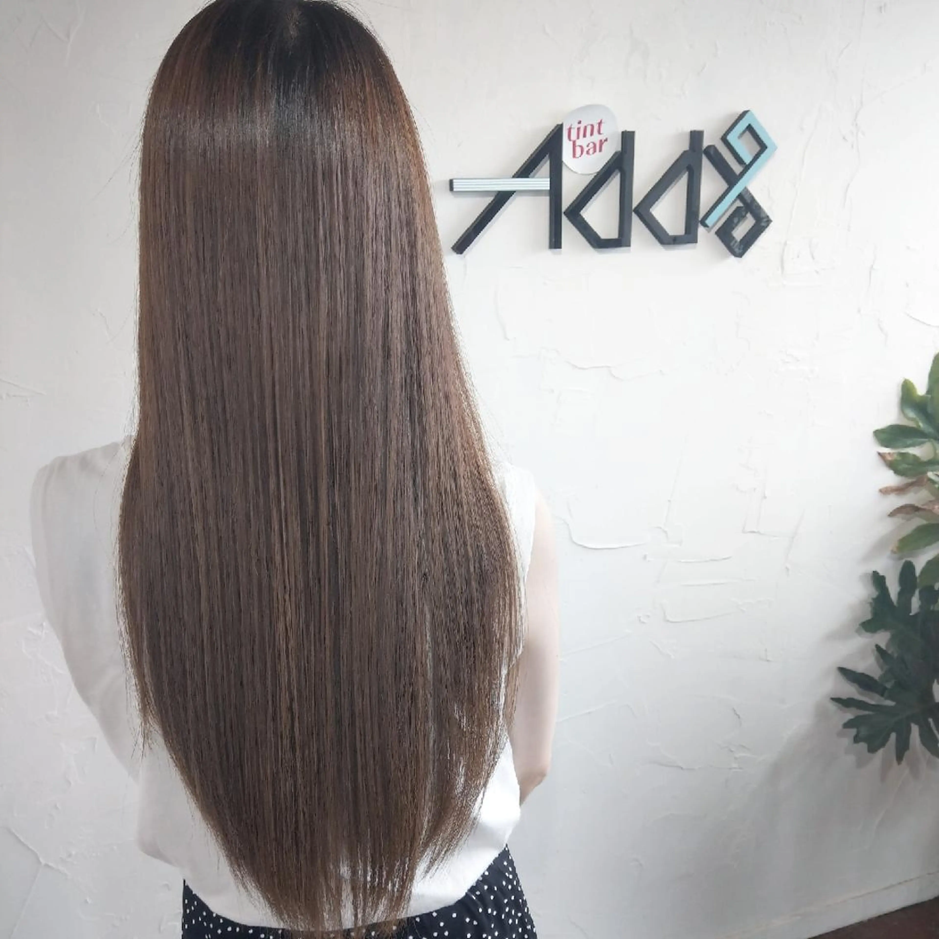 ロング ヘアアレンジ カラー パーマ バレイヤージュ ダブルカラー グラデーションカラー インナーカラー レイヤーカット カット 縮毛矯正 トリートメント ヘッドスパ Add9 柳田健登のヘアスタイル