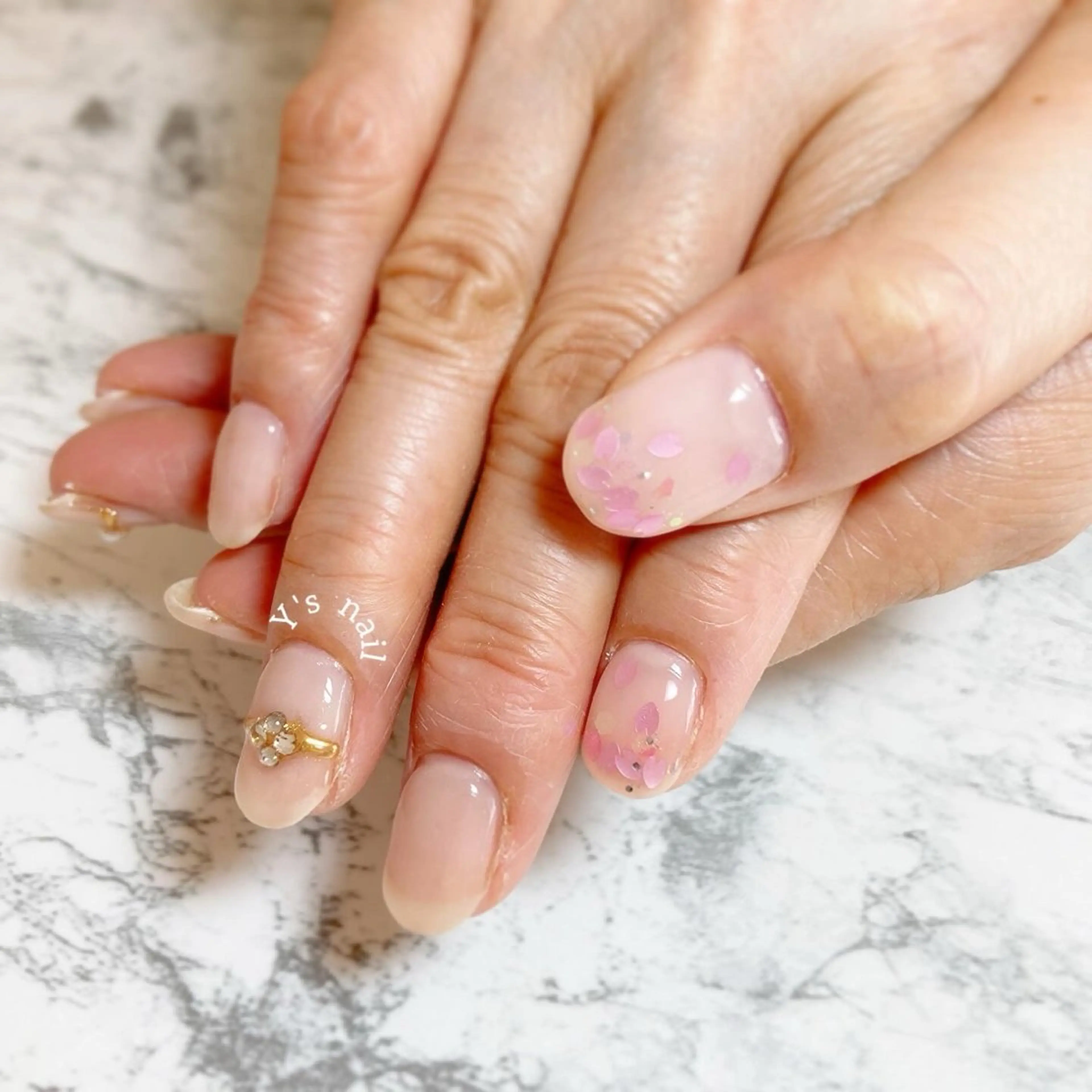 ネイル 手書きが得意🖌️ Y’s  nailのネイルデザイン