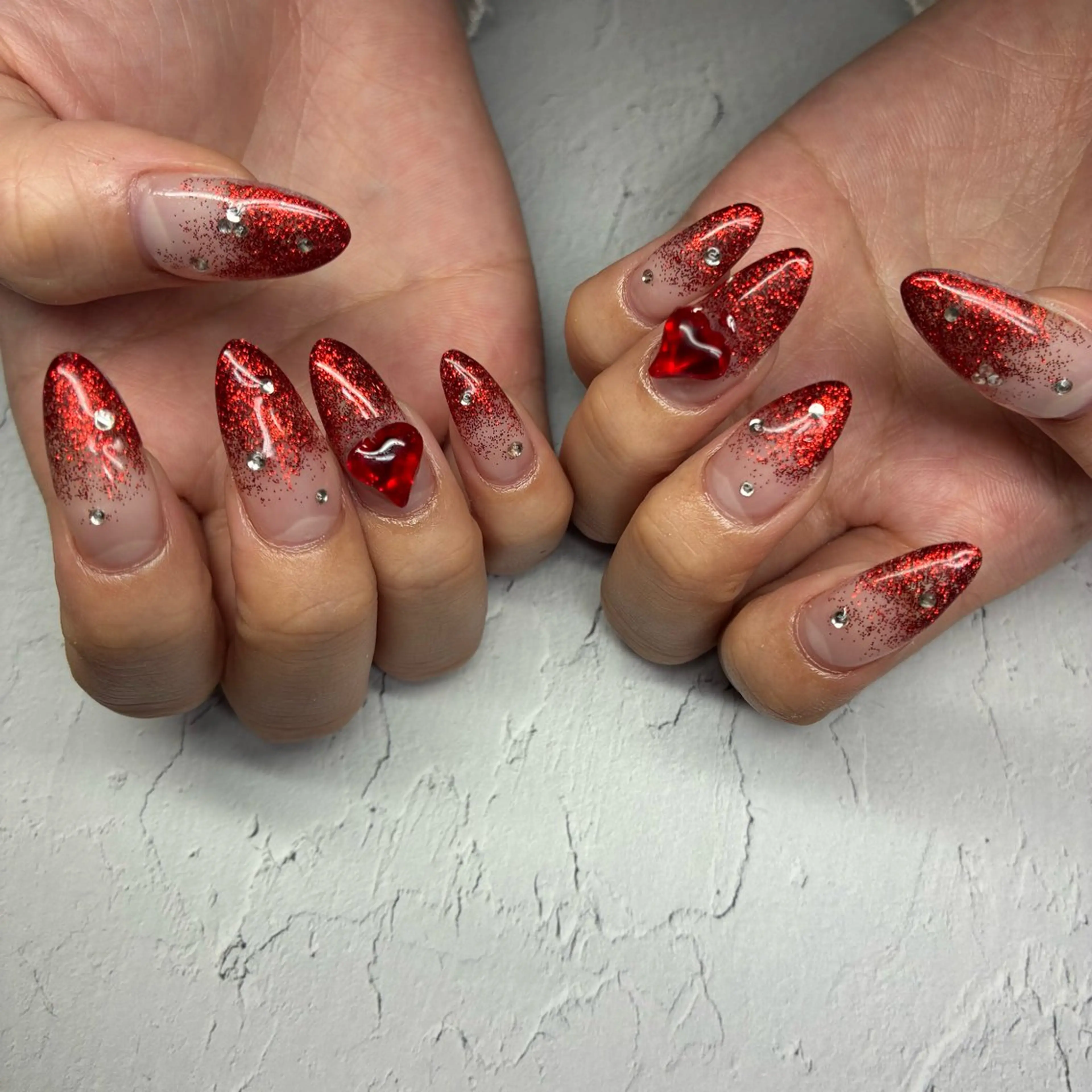 ネイル グラデーション ラメ(グリッター) ラメグラデーション 369所属・🐕 369のネイルデザイン