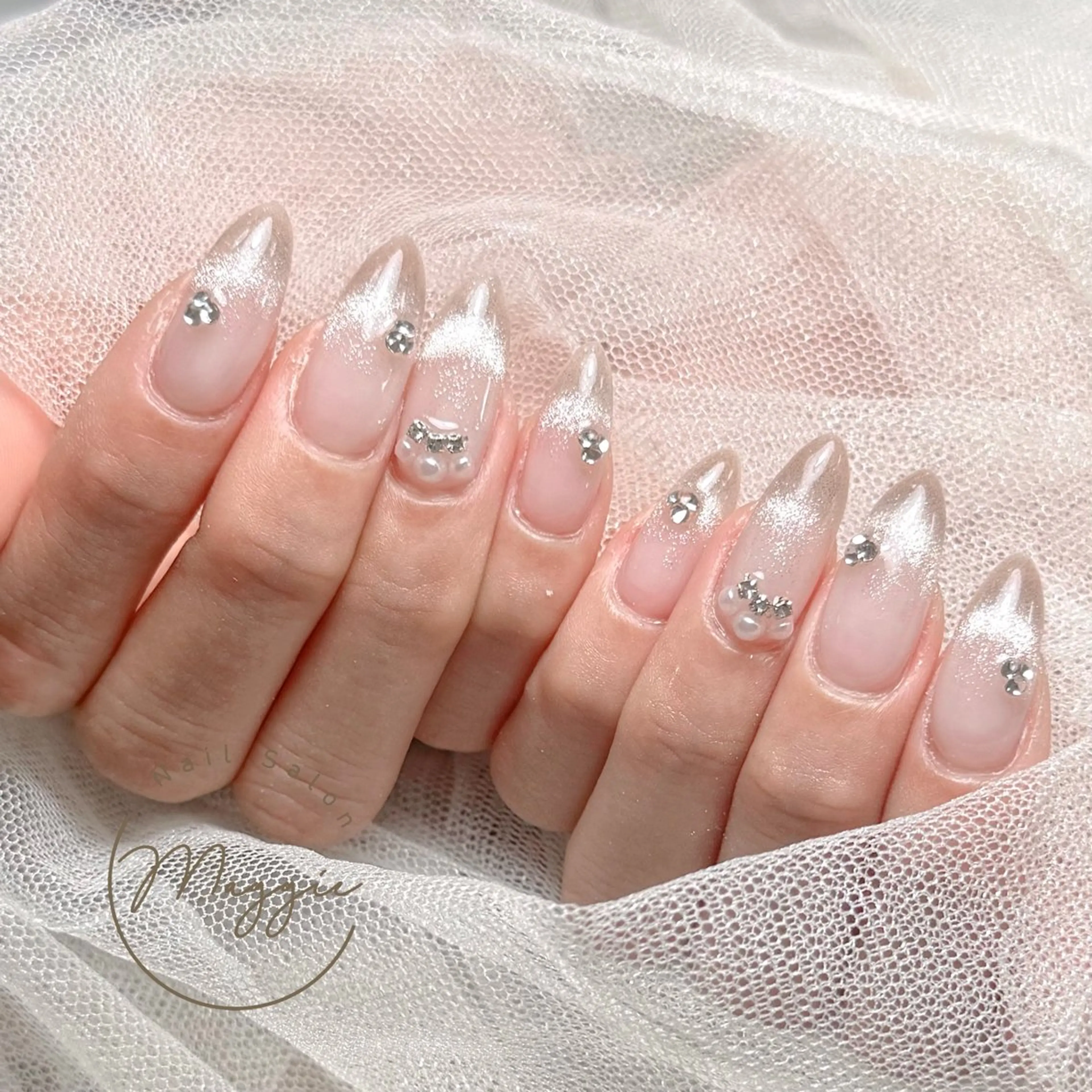 ネイル Maggie Nail🦩のネイルデザイン