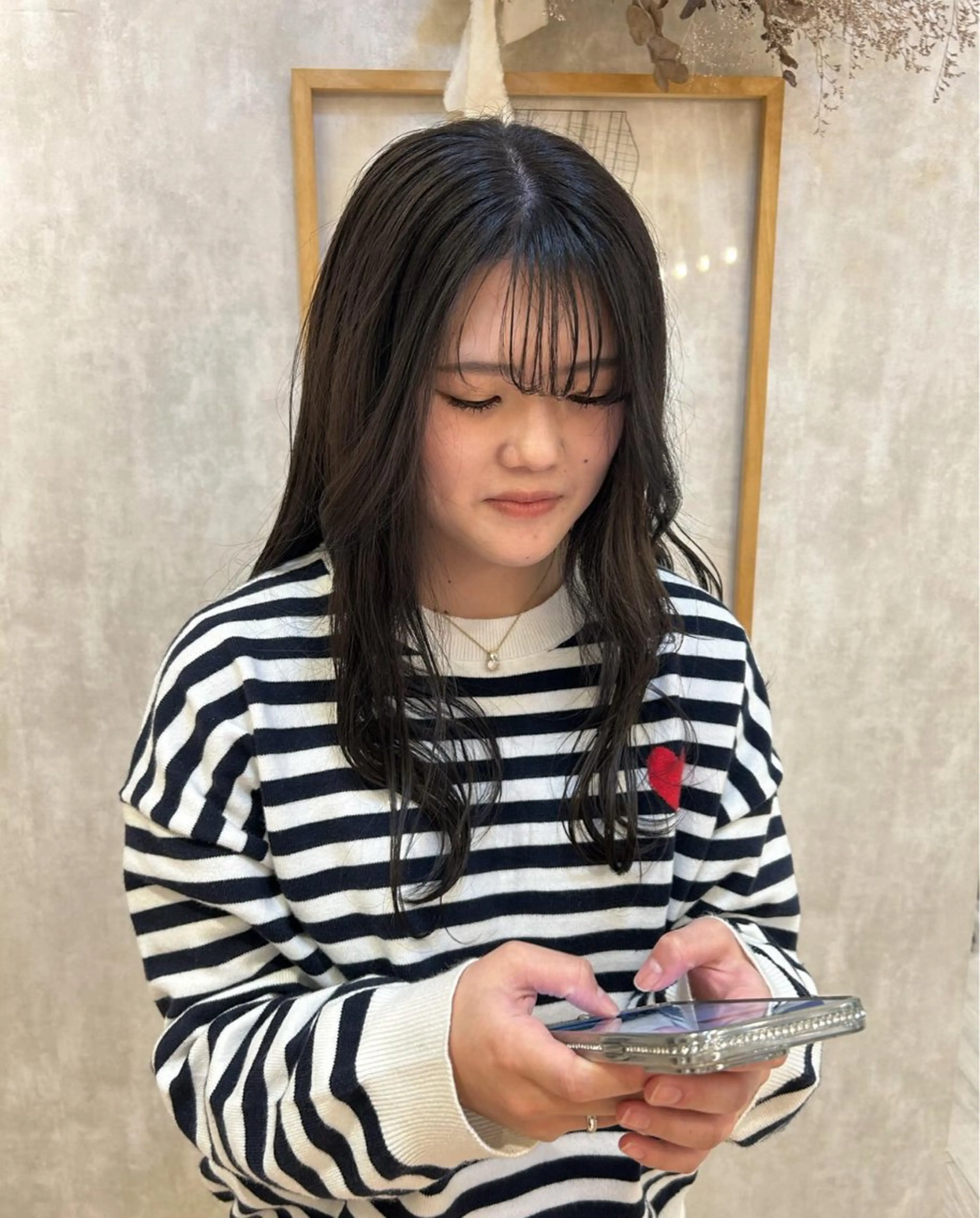 カラー 石田 菜月のヘアスタイル