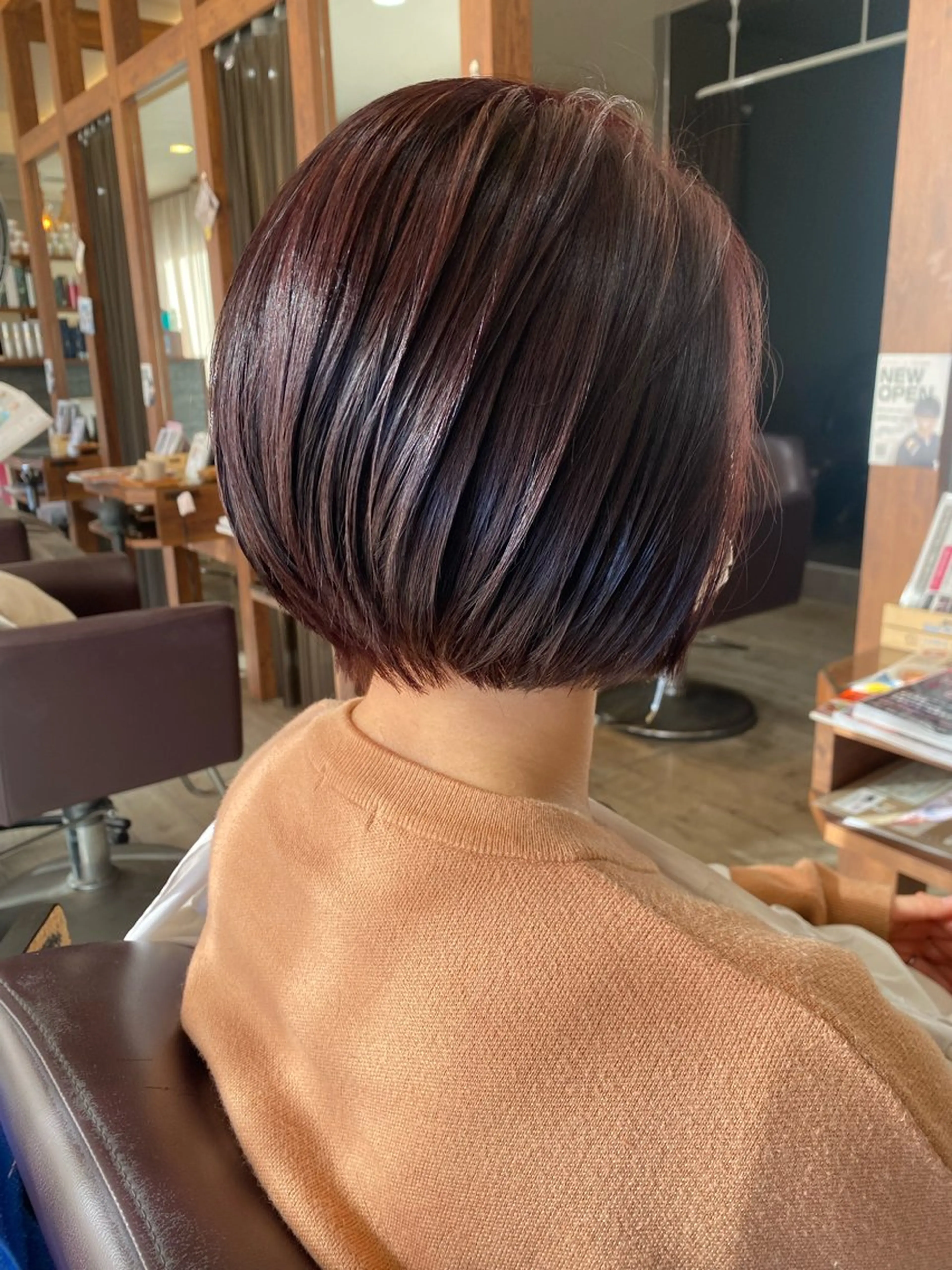 ショート 加藤 実穂のヘアスタイル