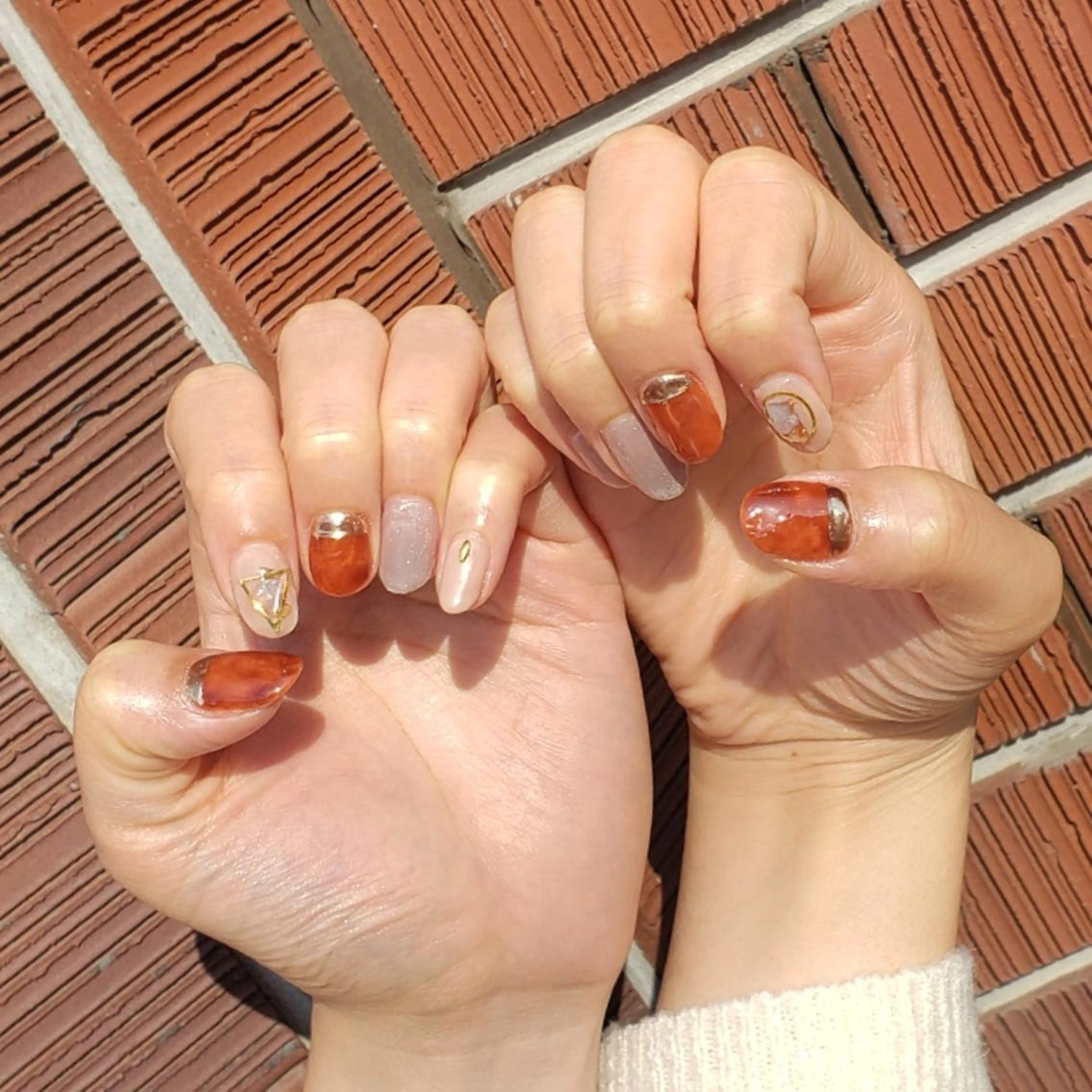 ネイル ミラーネイル 櫛の屋浜口店 sumireのネイルデザイン