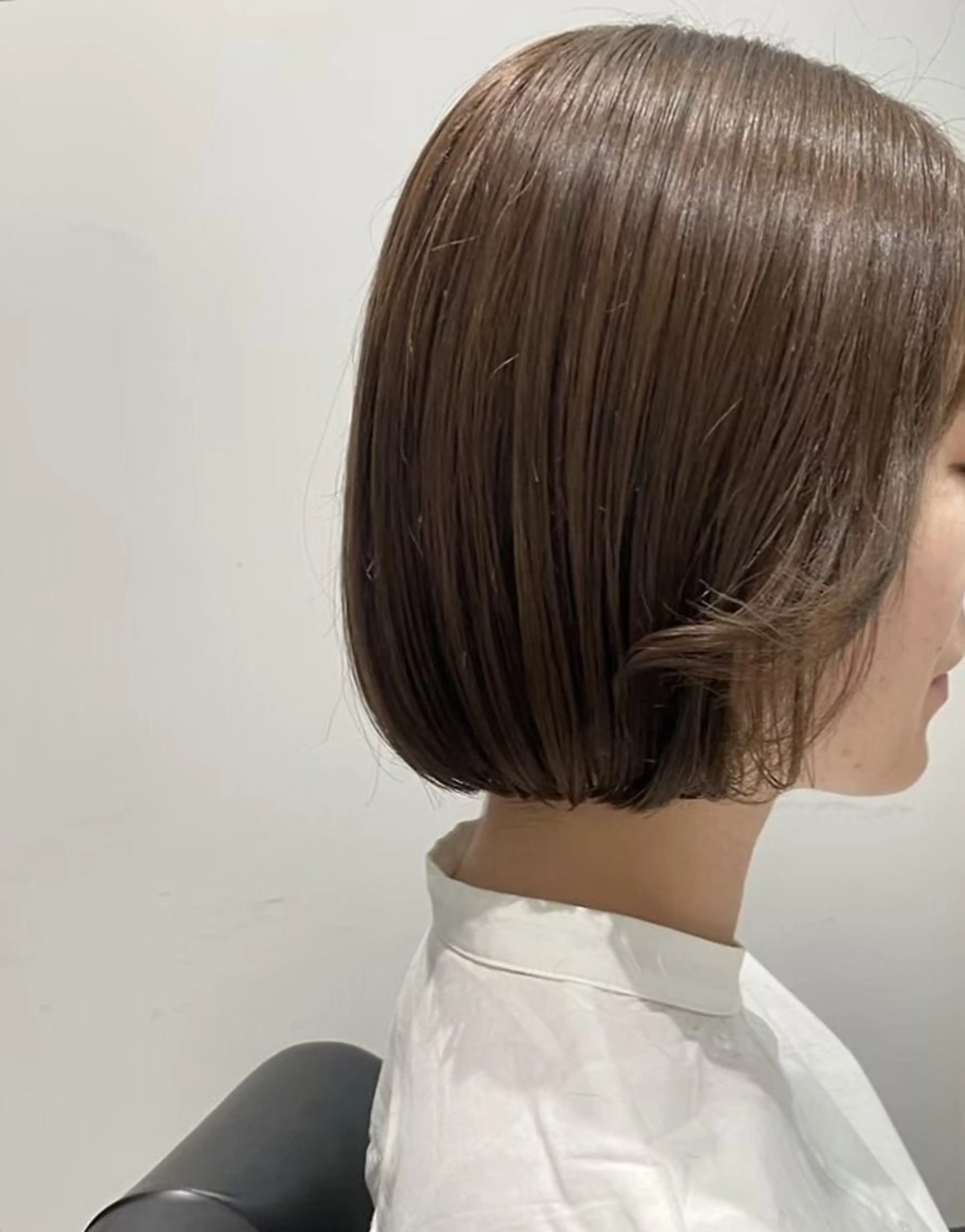 ショート カラー 江坂 misaki のヘアスタイル