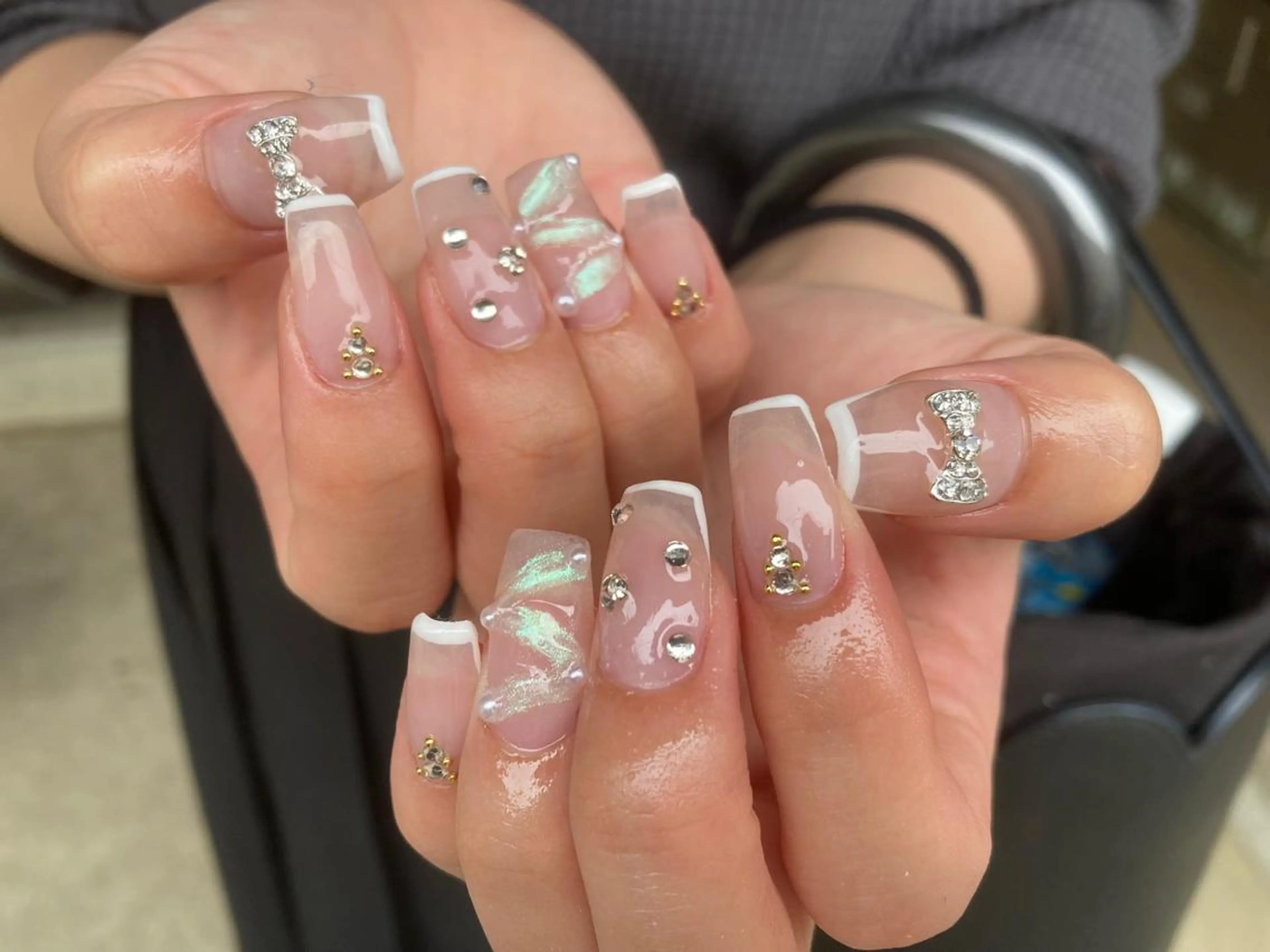 セミロング ネイル ハンドネイル ✴︎ Delightのネイルデザイン