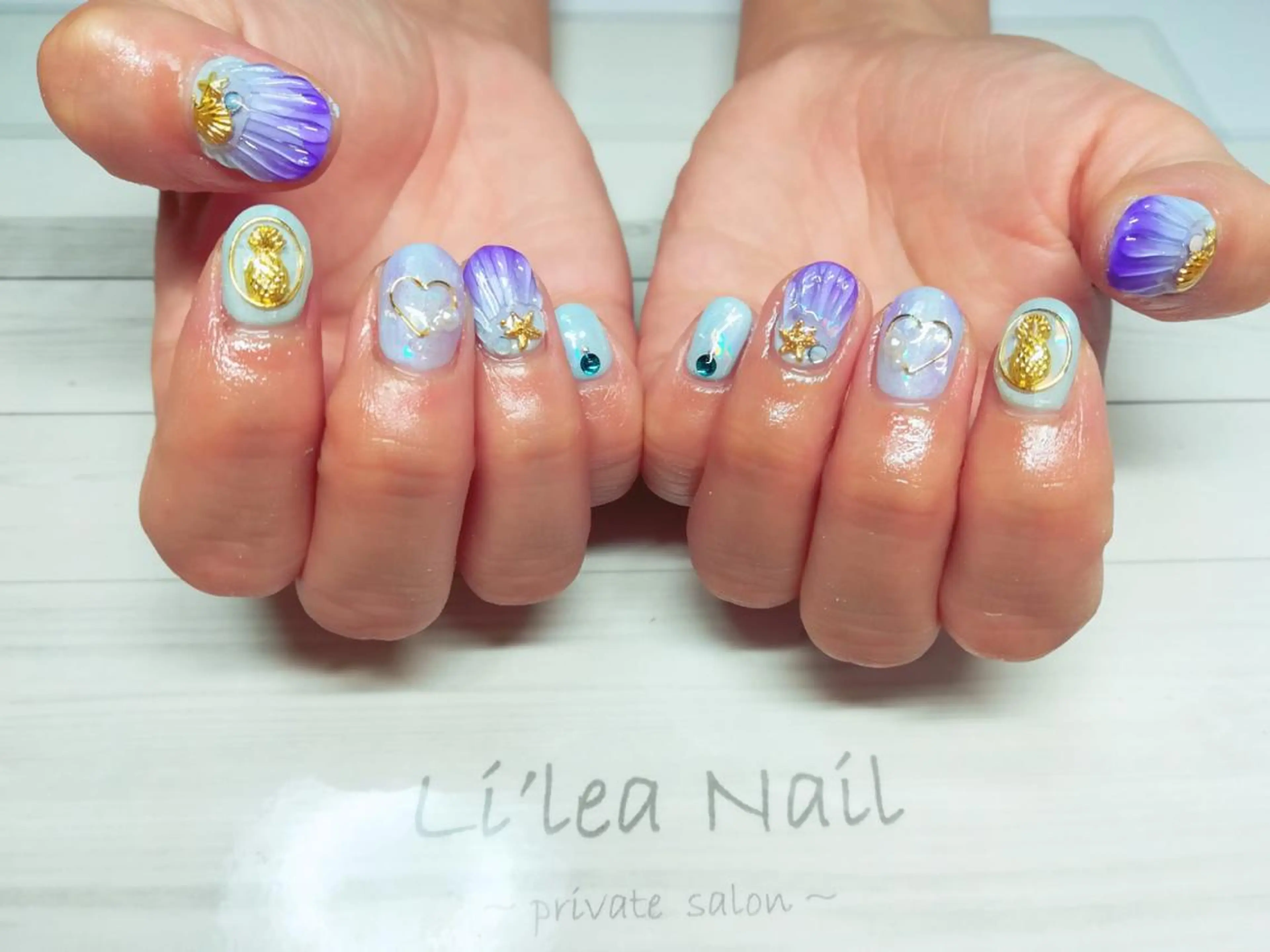 ネイル Li'leaNail AINAのネイルデザイン